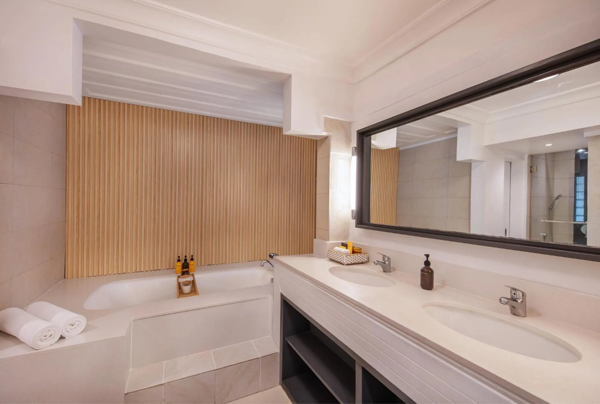 Bathroom in Ambre - Adults only