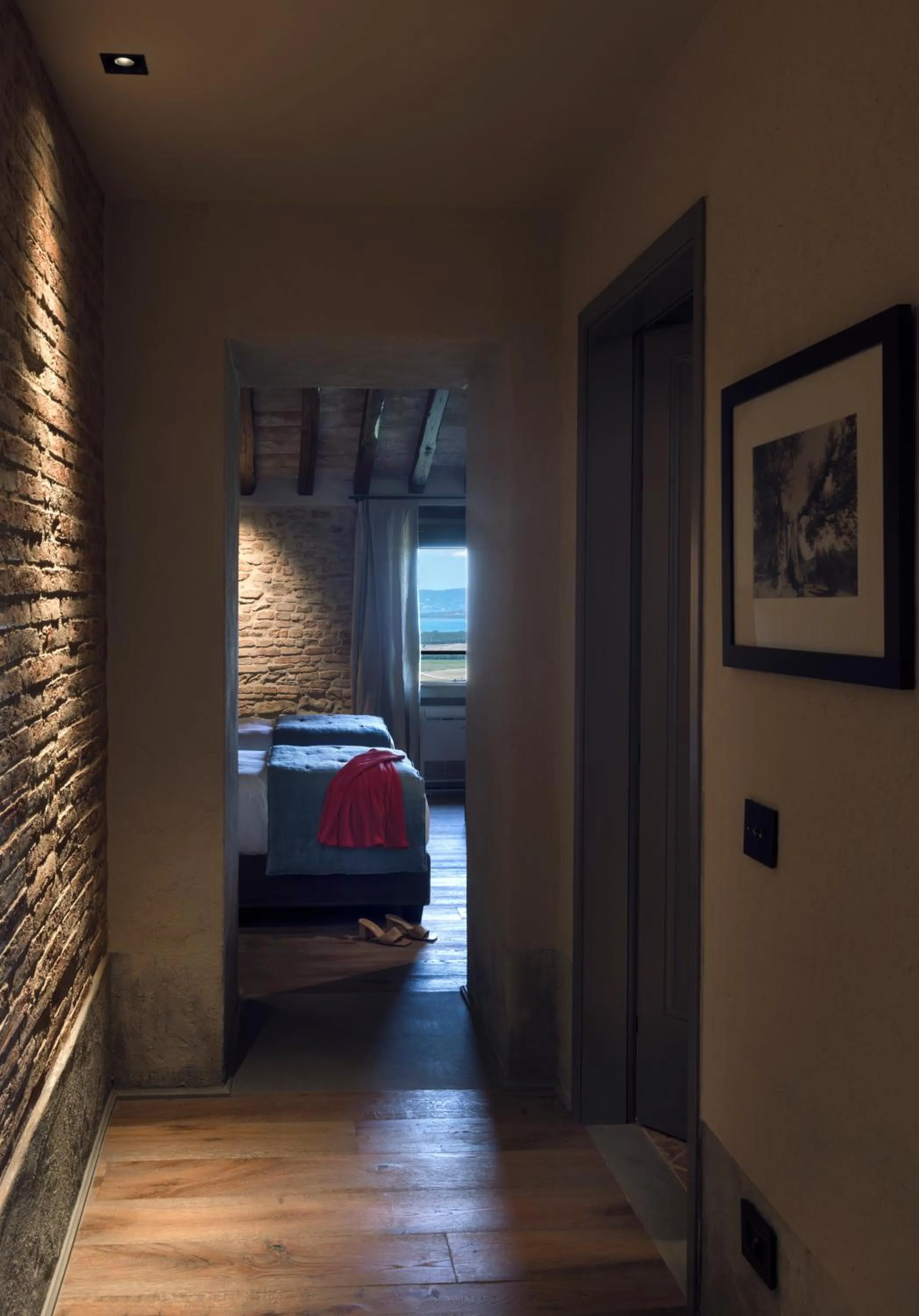 Bedroom, Bed in Rastrello