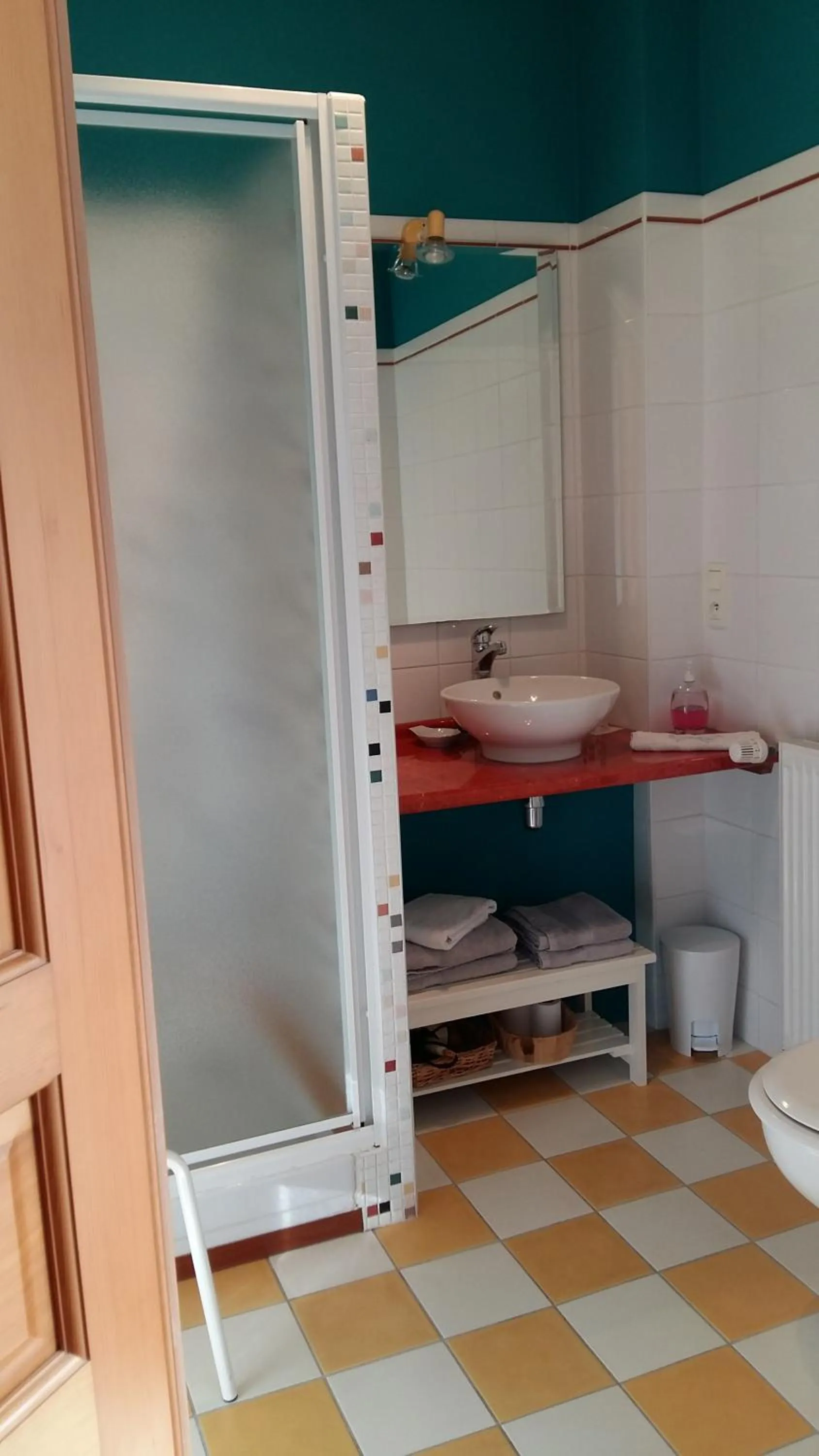 Shower in Le Jardin à Mordreuc