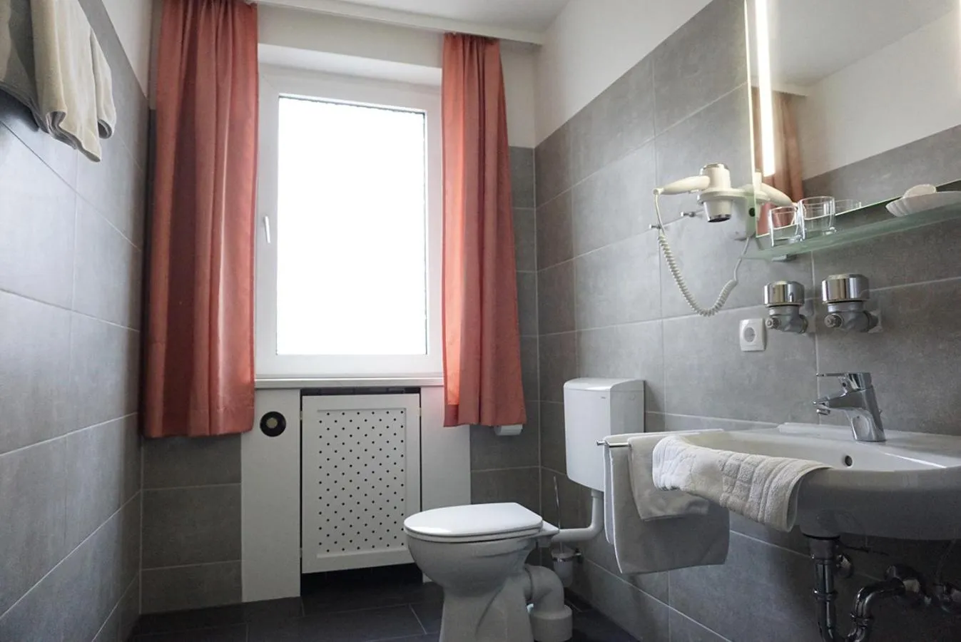 Shower in Bürgerhaus