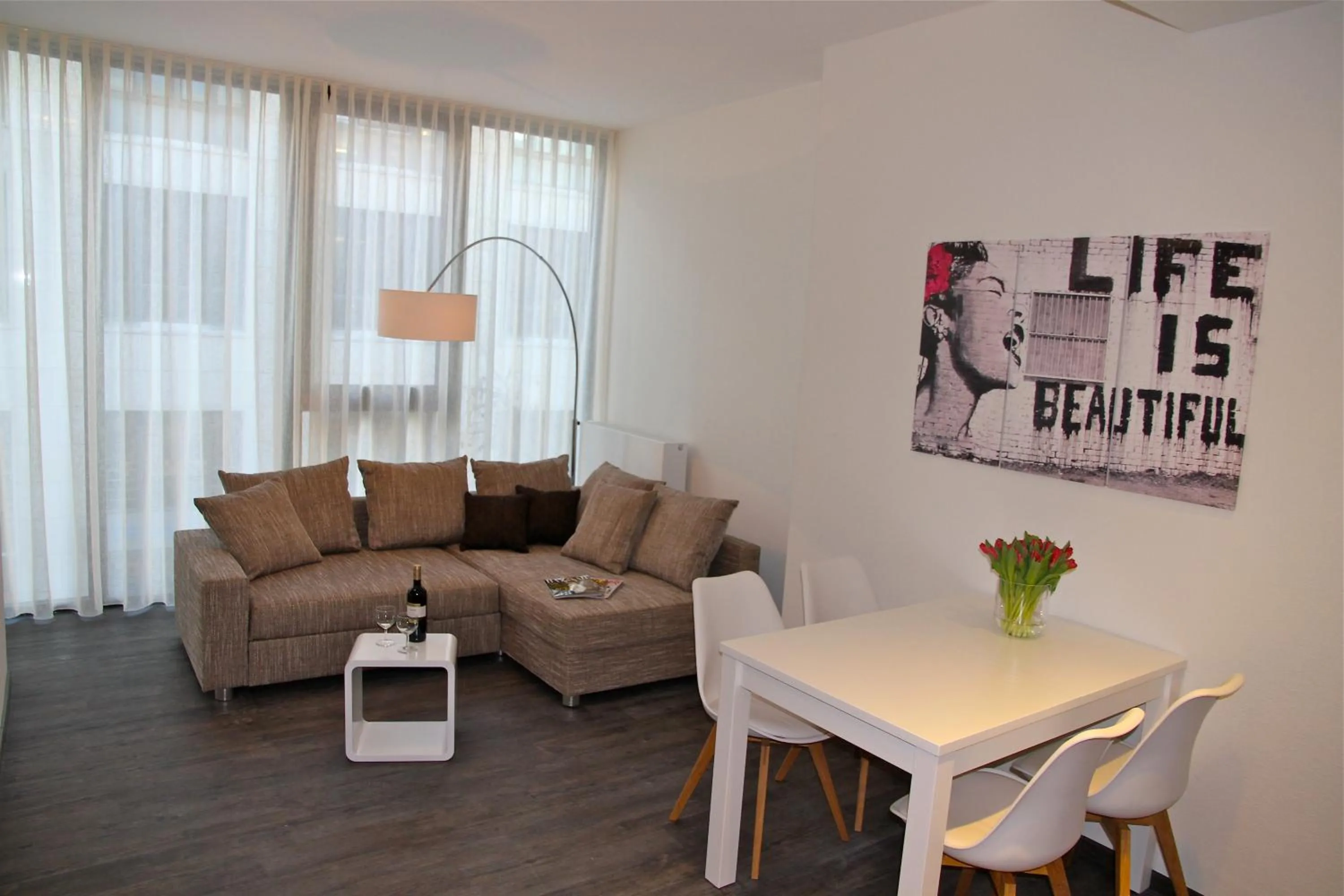 Day in Boardinghouse Offenbach Service Apartments