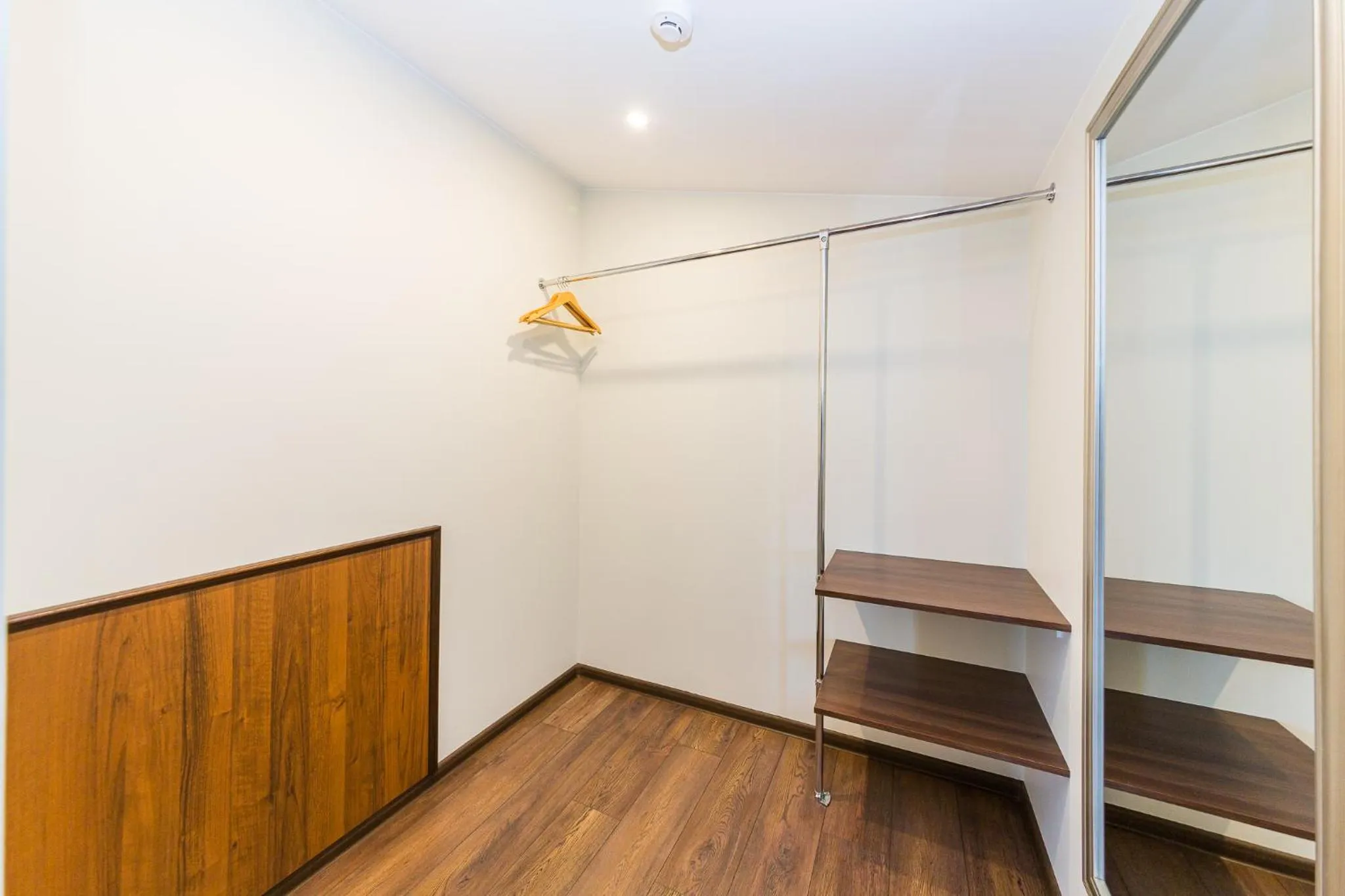 Bed in Motel Panorama