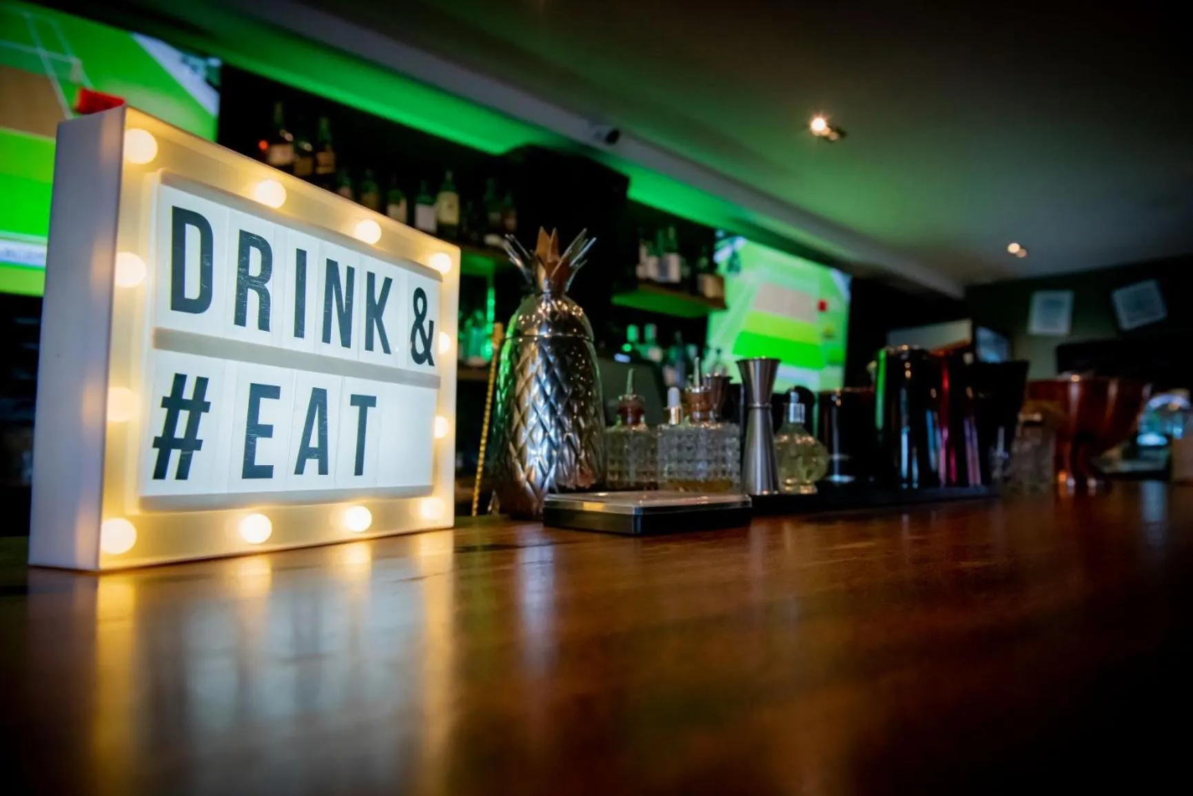 Restaurant/places to eat in Saint Tropez Boutique Hotel