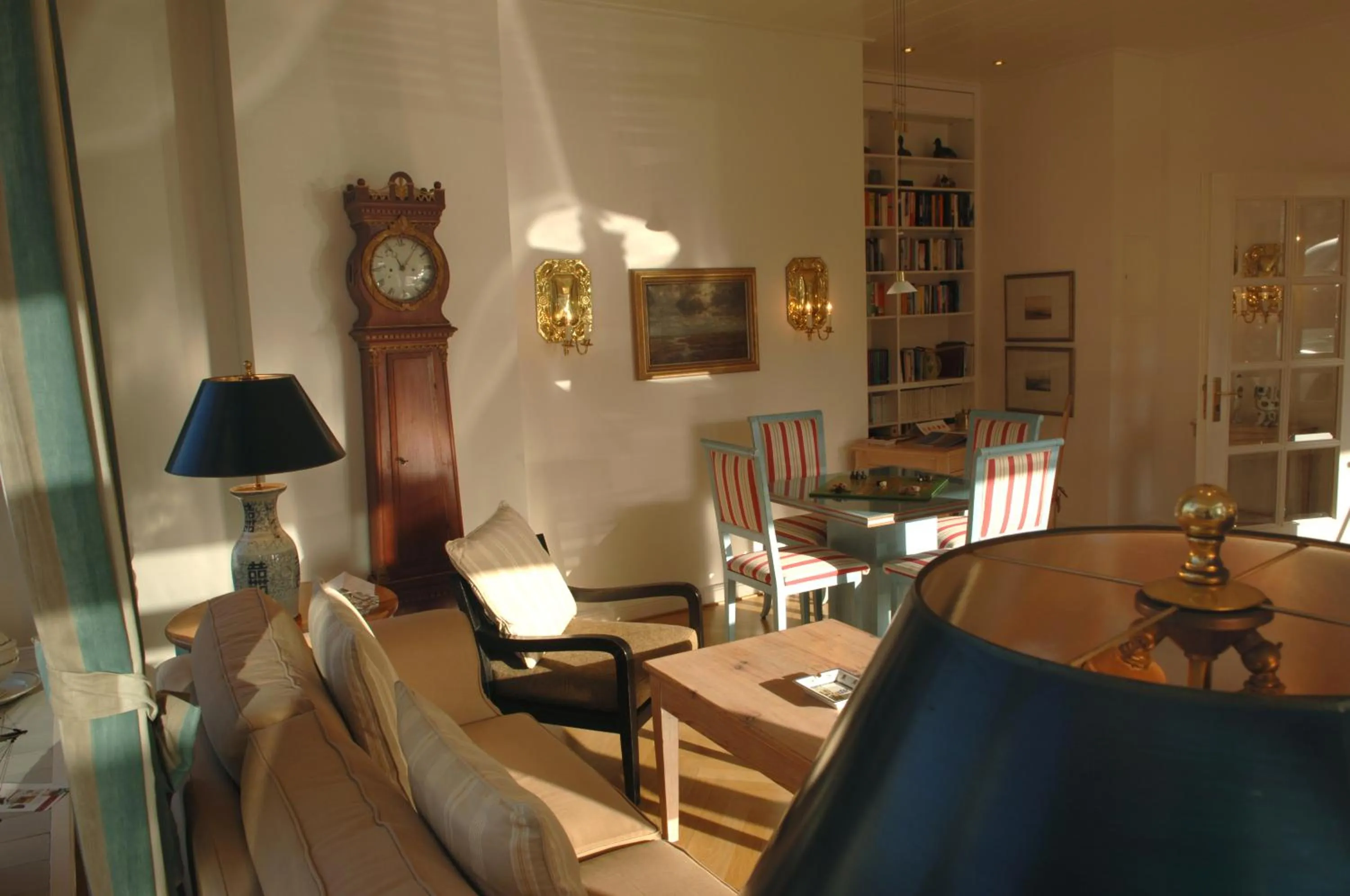 Library in Hotel Wünschmann