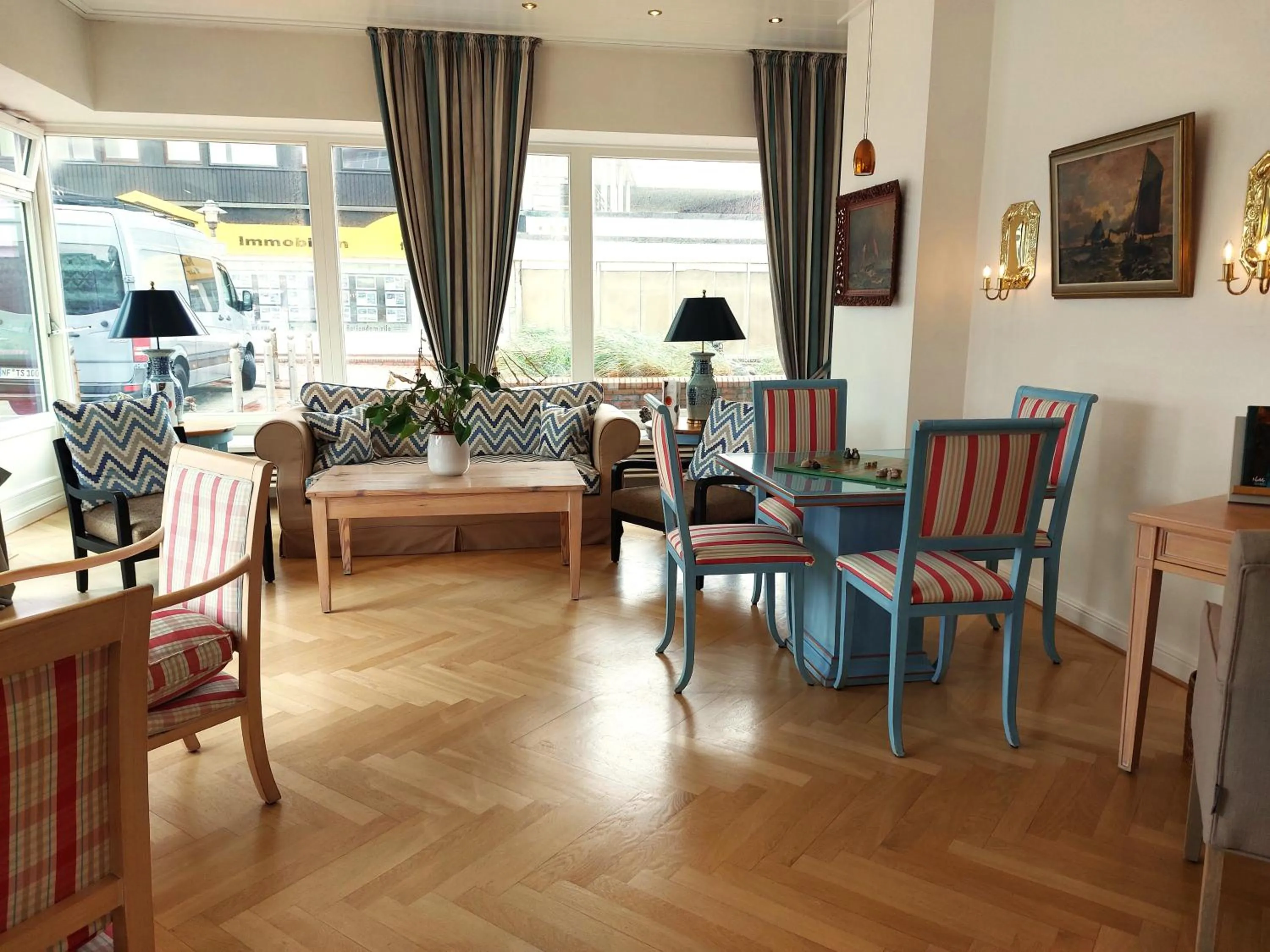 Communal lounge/ TV room in Hotel Wünschmann