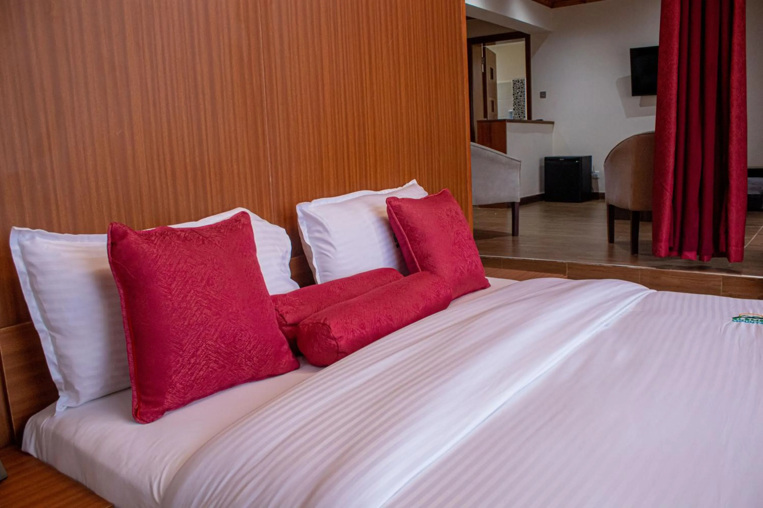 Bed in Lake Elementaita Mountain Lodge