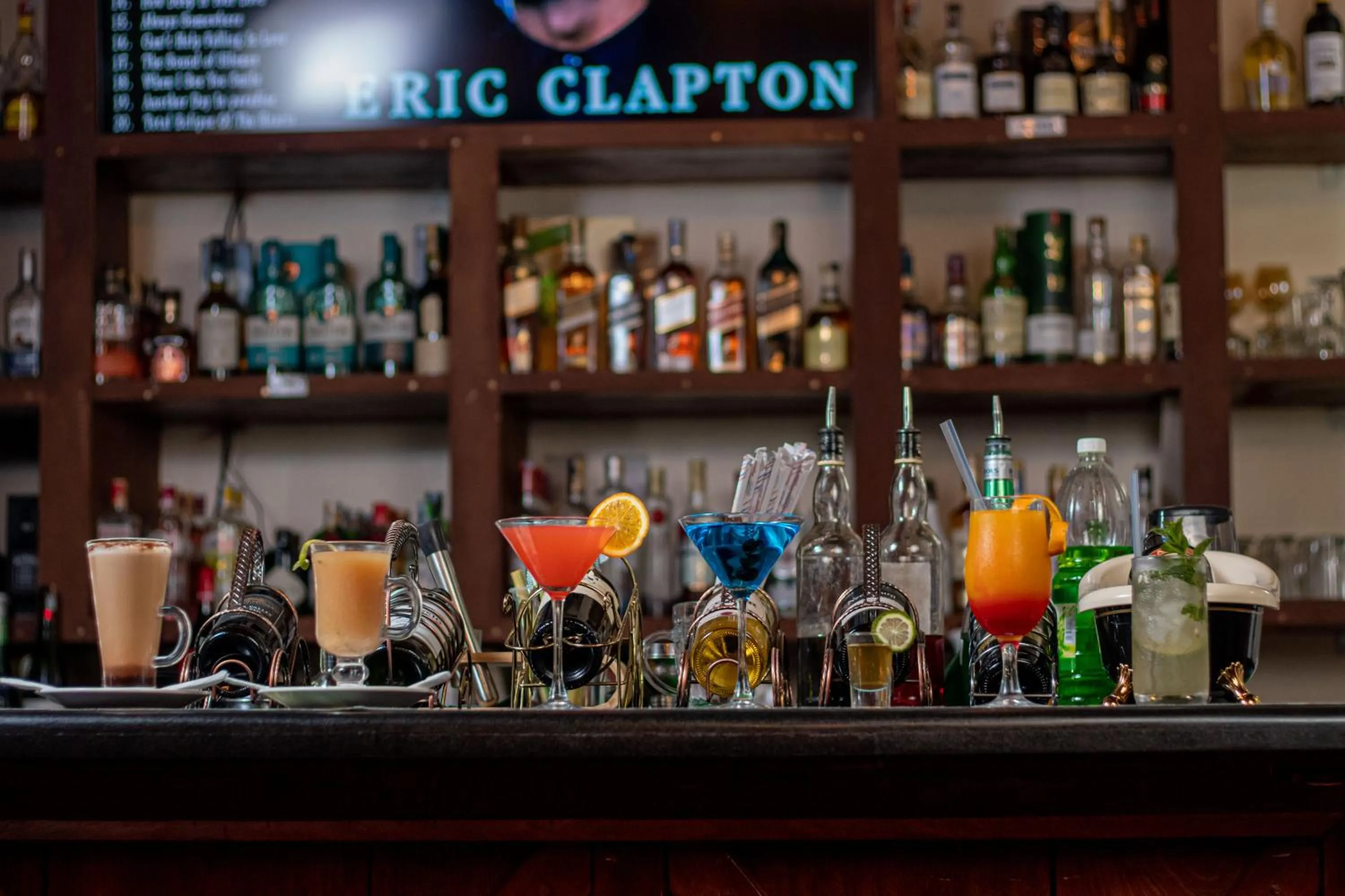 Lounge or bar in Lake Elementaita Mountain Lodge