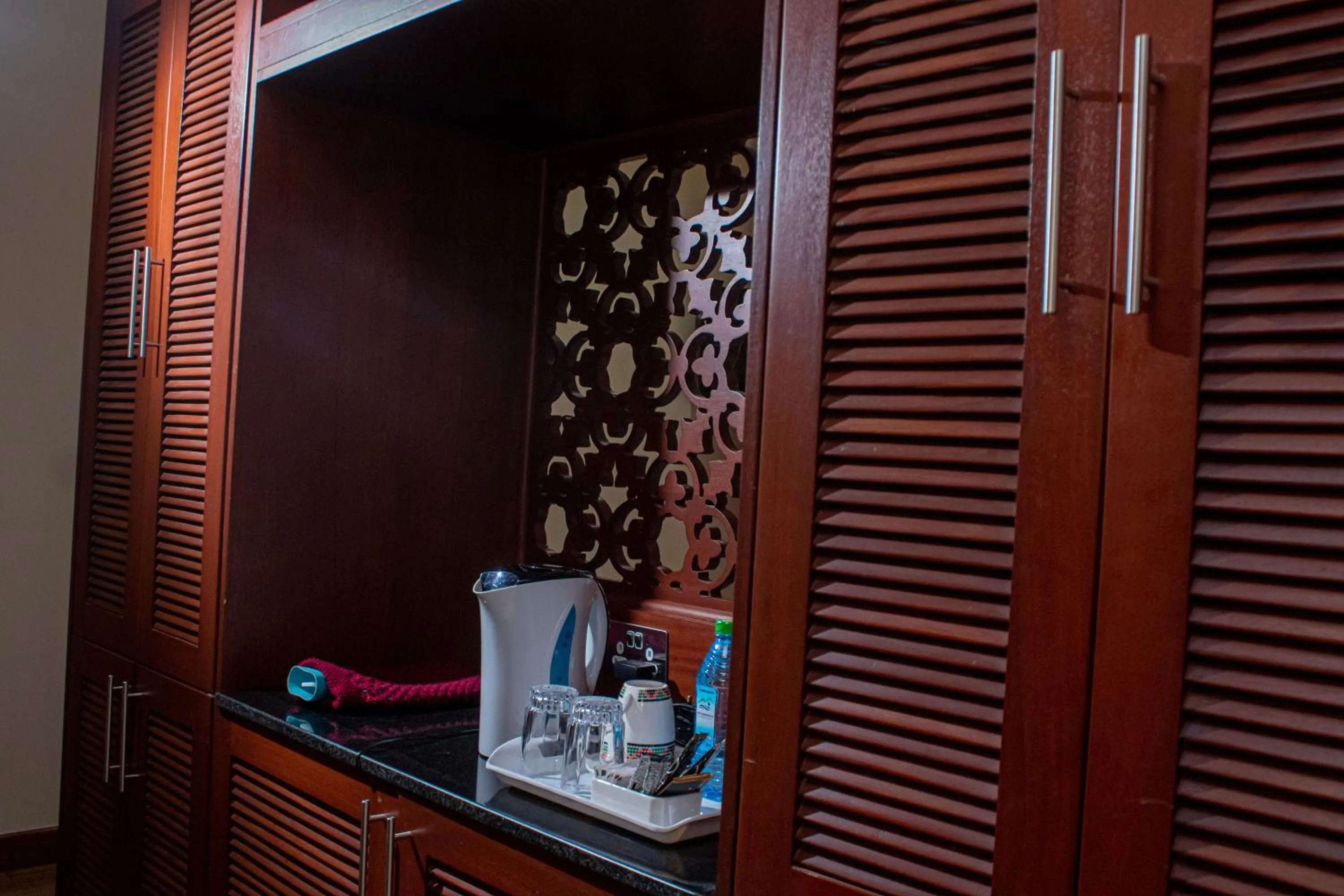 Coffee/tea facilities in Lake Elementaita Mountain Lodge