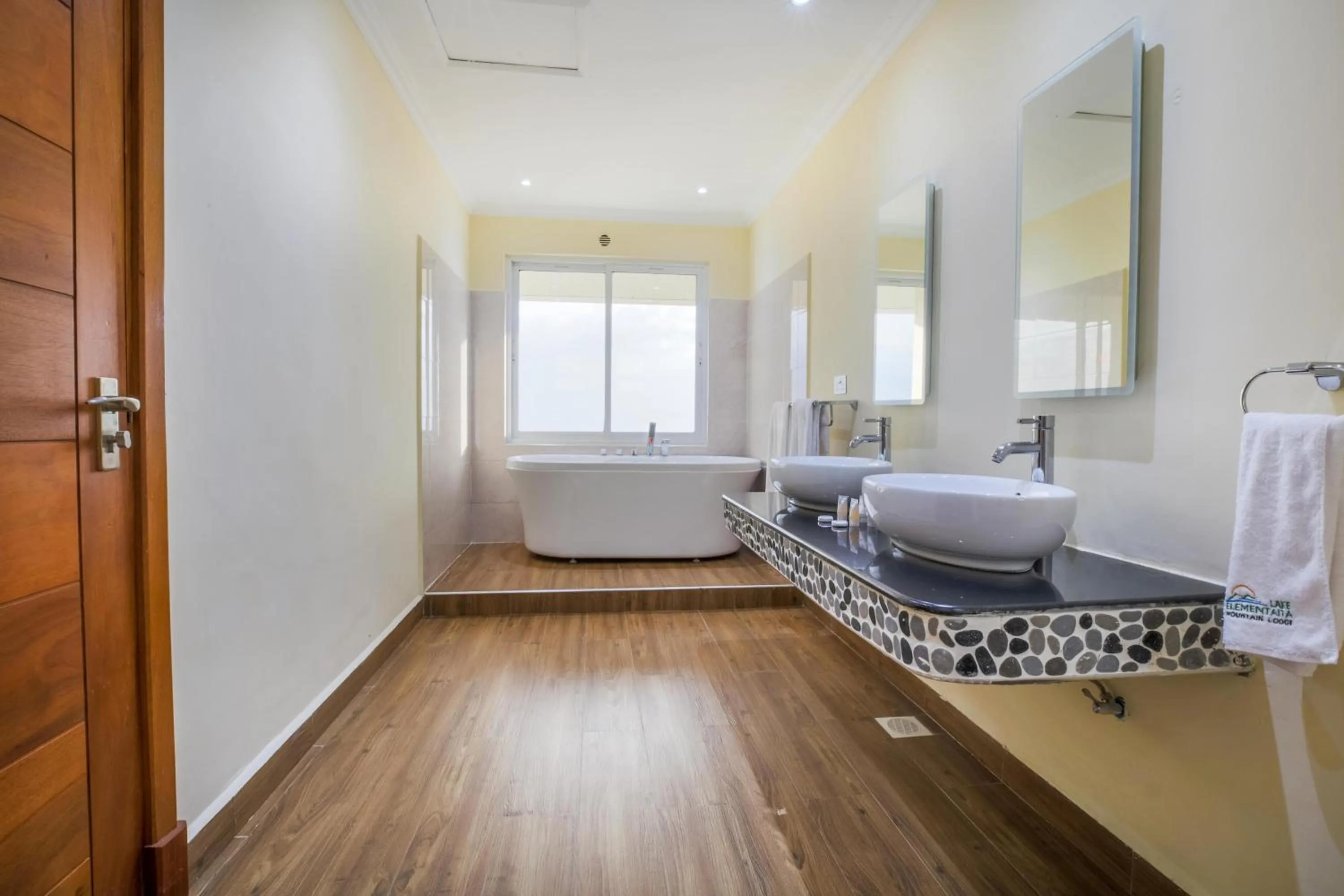 Bathroom in Lake Elementaita Mountain Lodge