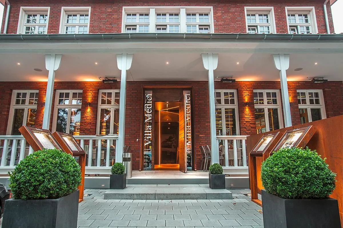 Facade/entrance in Villa Medici