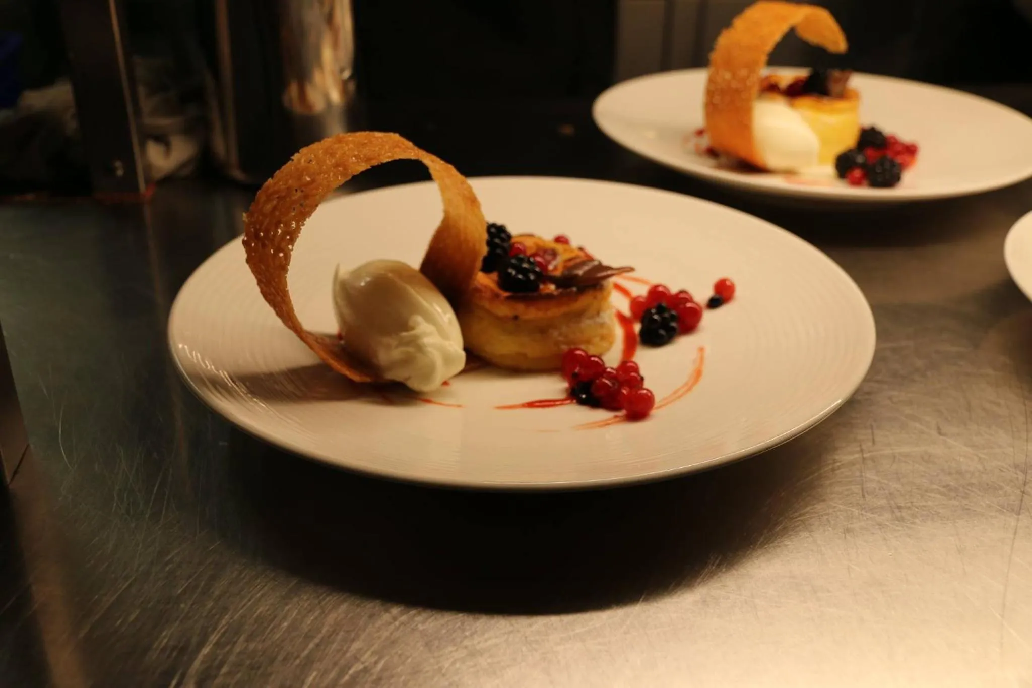 Restaurant/places to eat in Villa Medici