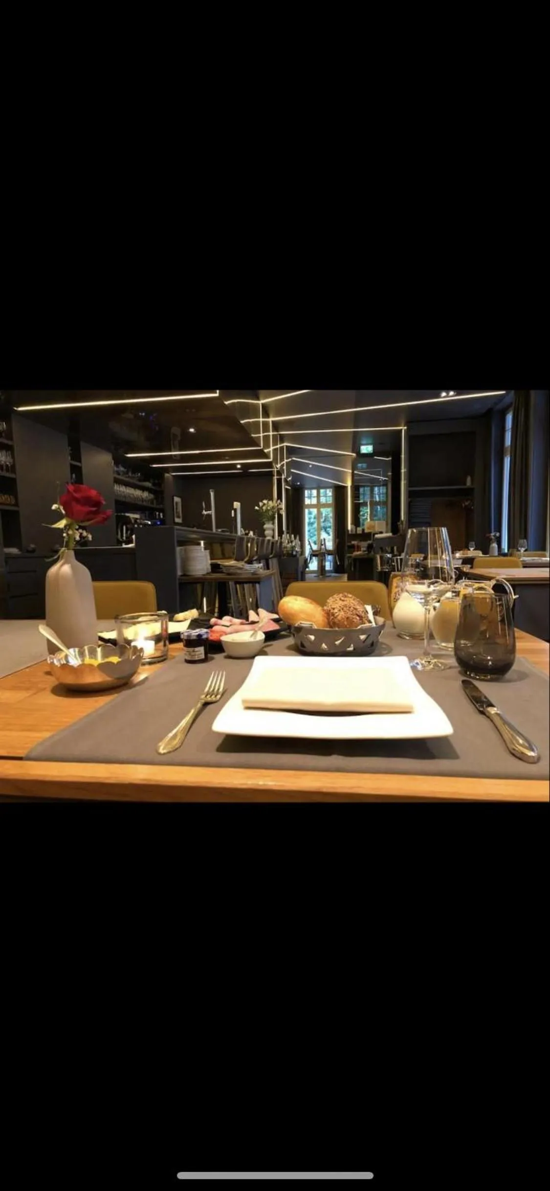 Breakfast in Villa Medici