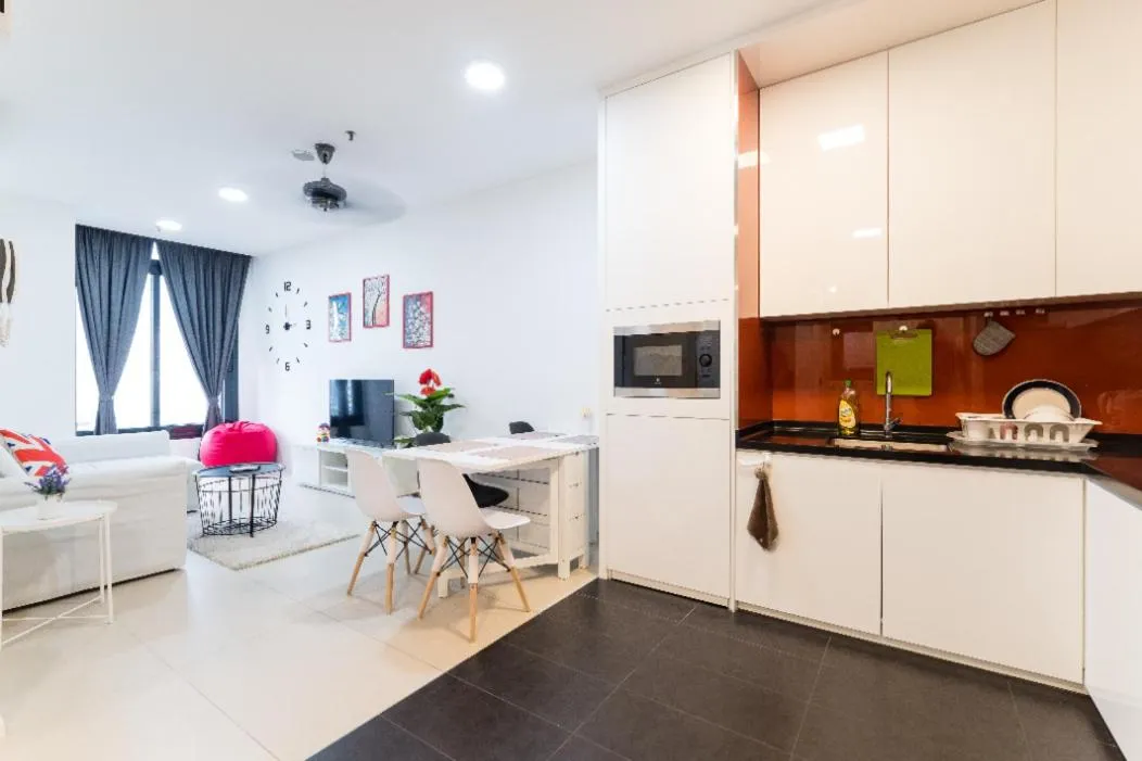 Kitchen or kitchenette in ARCORIS, MONT KIARA by MK HOME