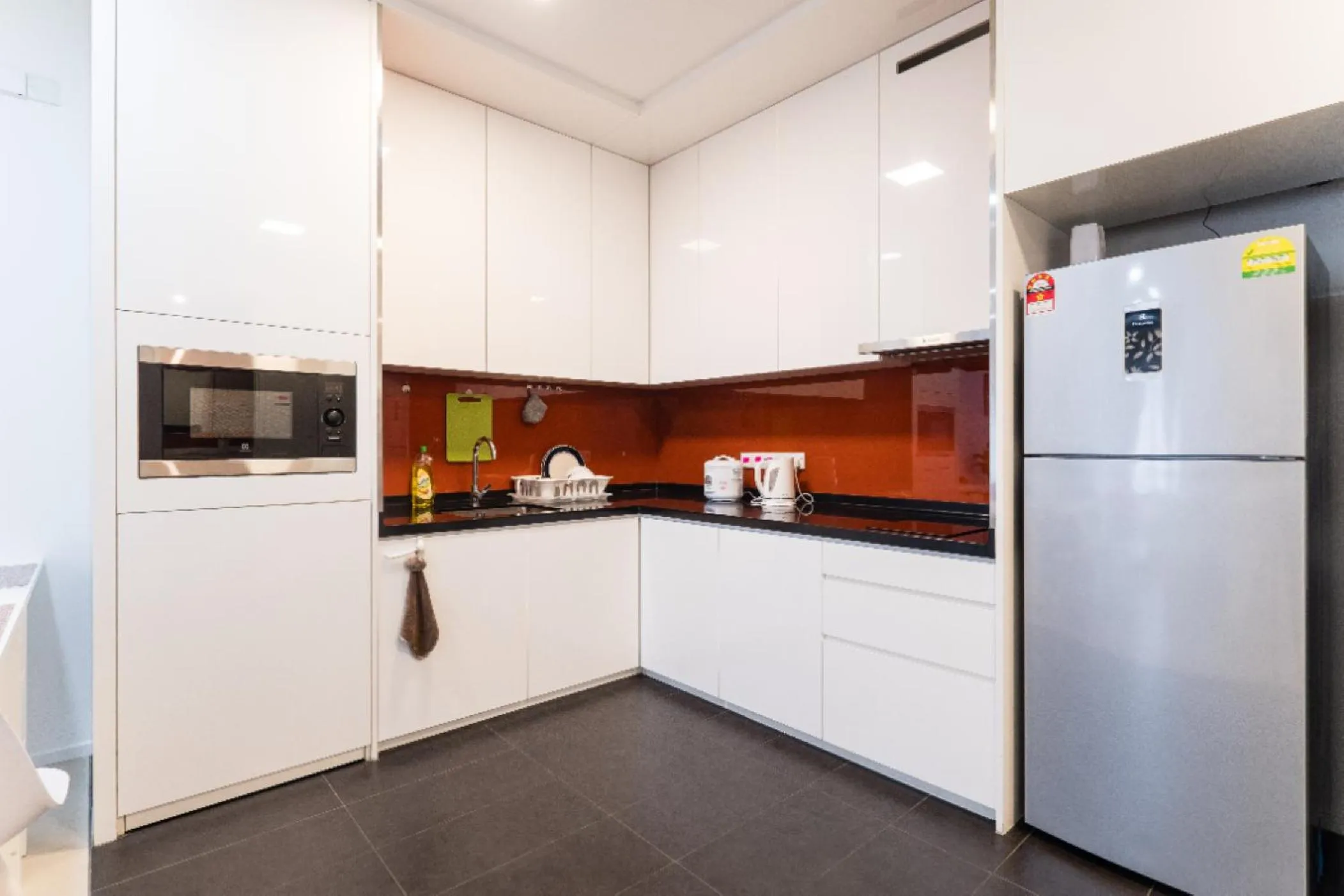 Kitchen or kitchenette in ARCORIS, MONT KIARA by MK HOME