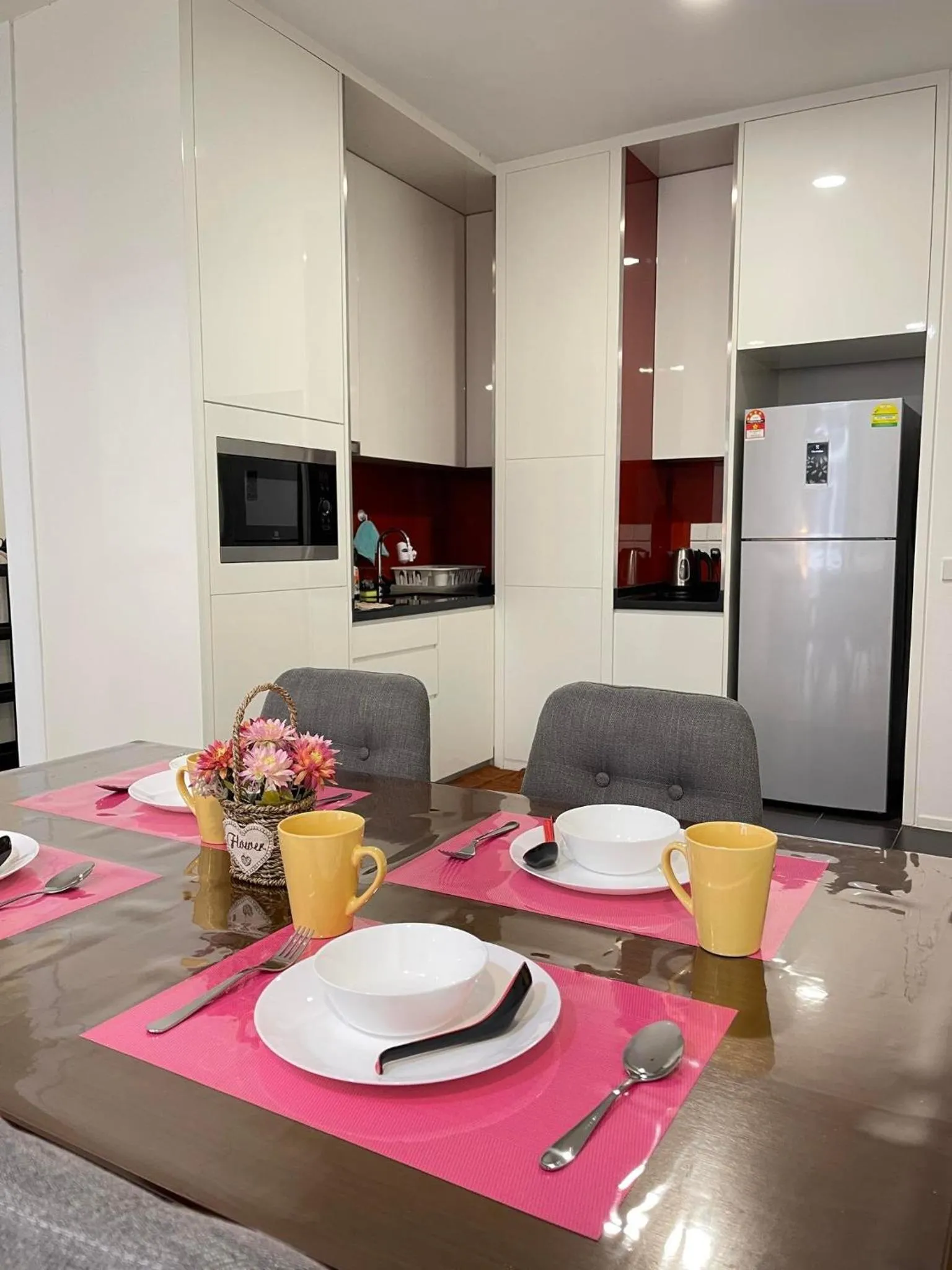 ARCORIS, MONT KIARA by MK HOME