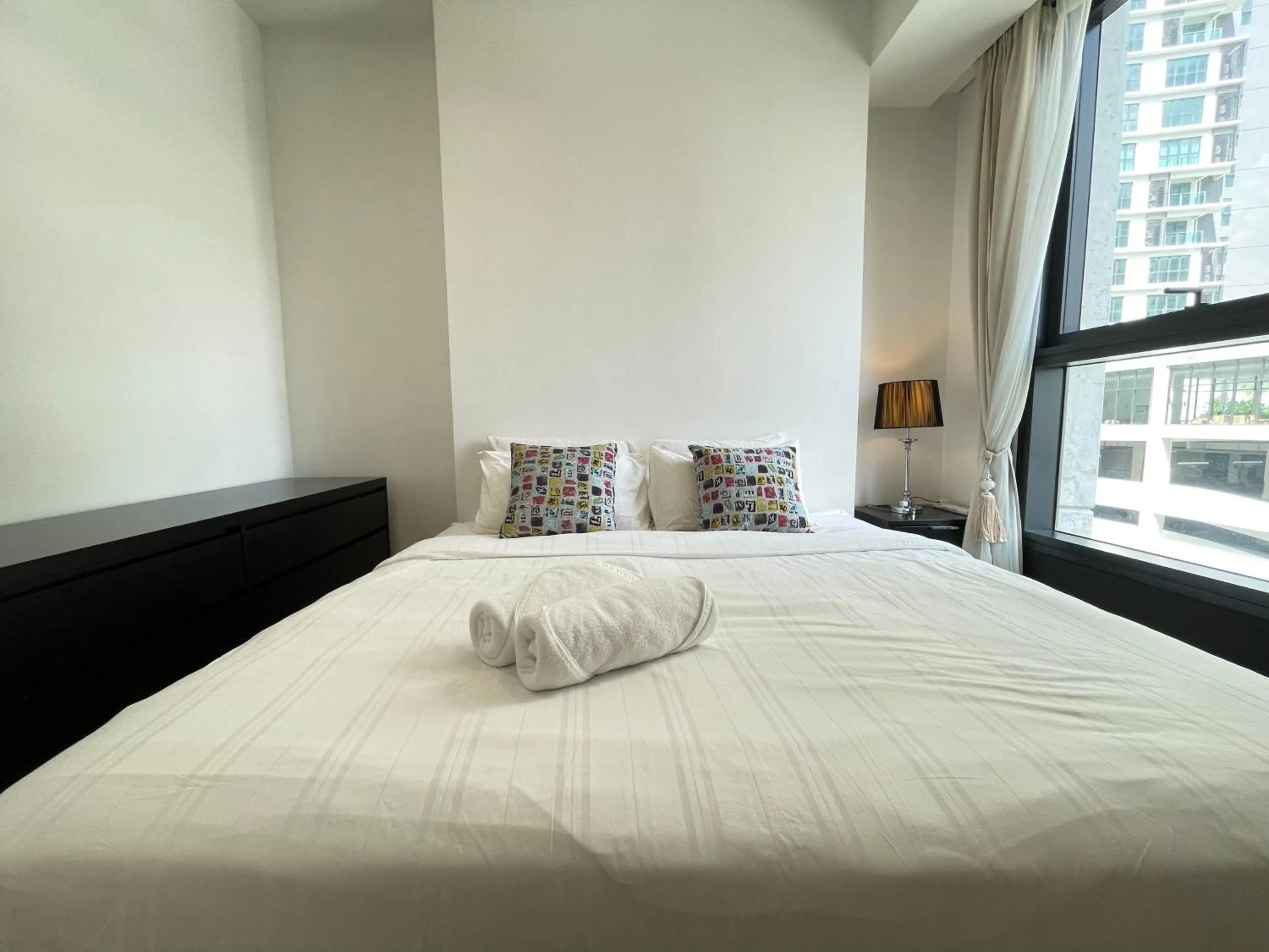 Bed in ARCORIS, MONT KIARA by MK HOME