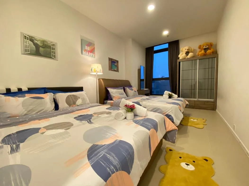 Bed in ARCORIS, MONT KIARA by MK HOME