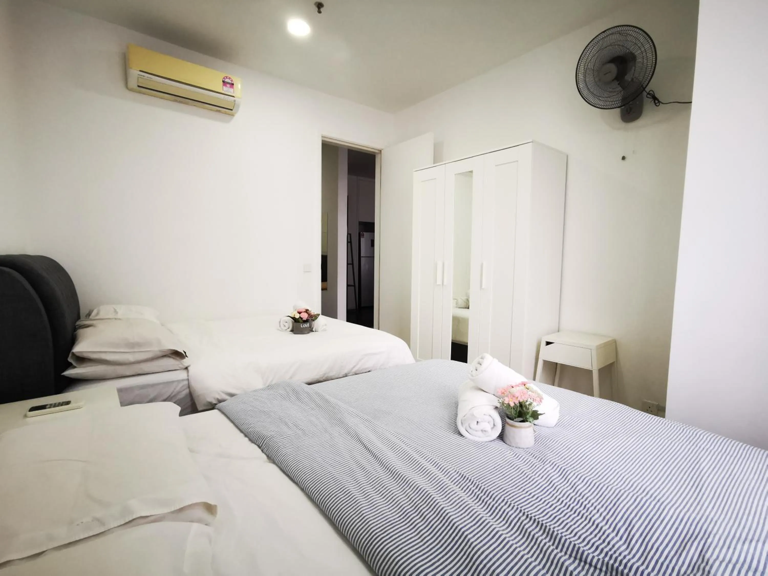 Bed in ARCORIS, MONT KIARA by MK HOME