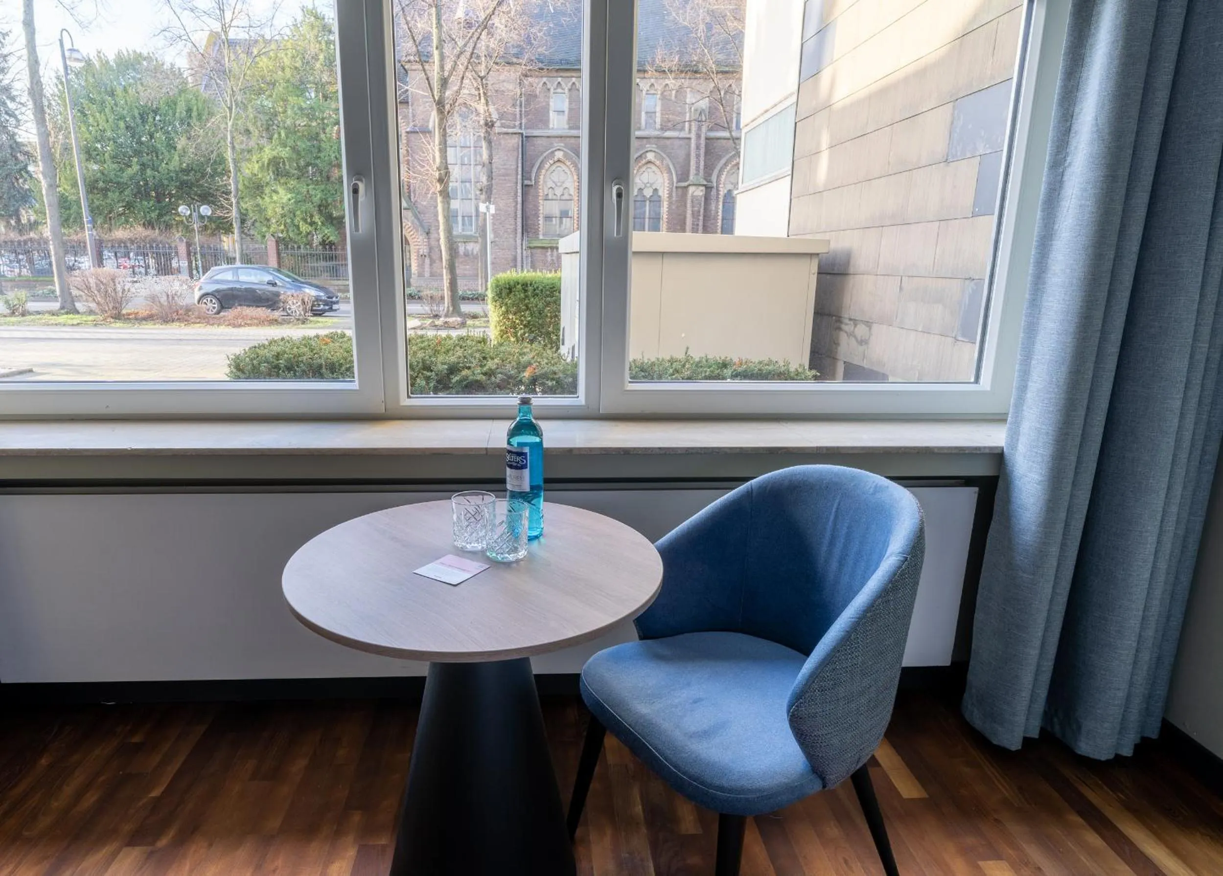 Seating area in Numa Bona