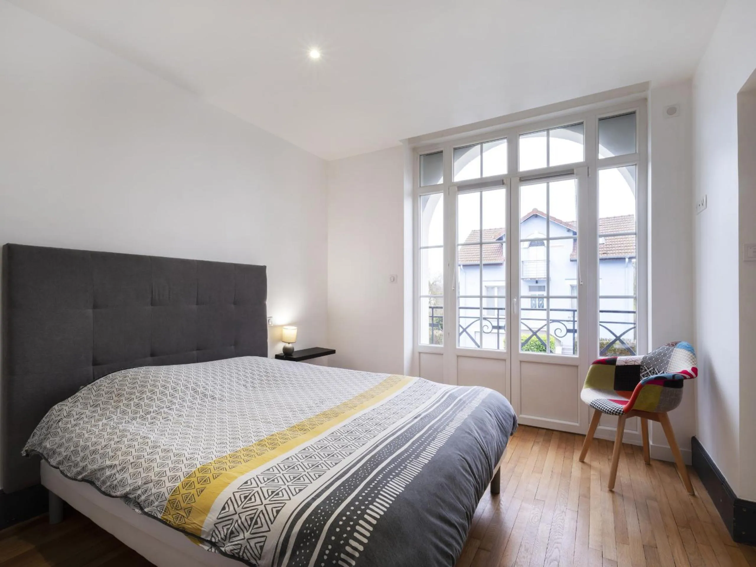 Bed in Residence Louis Quartier Des Lilas