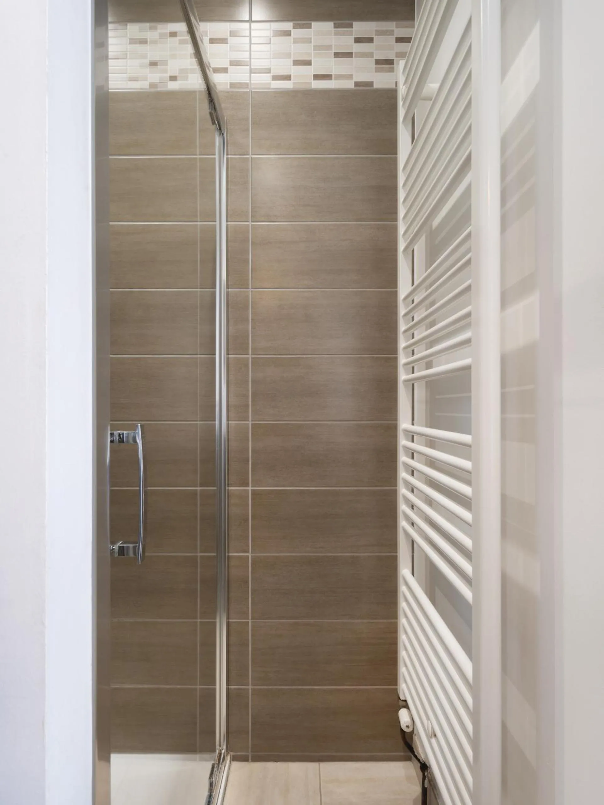 Bathroom in Residence Louis Quartier Des Lilas