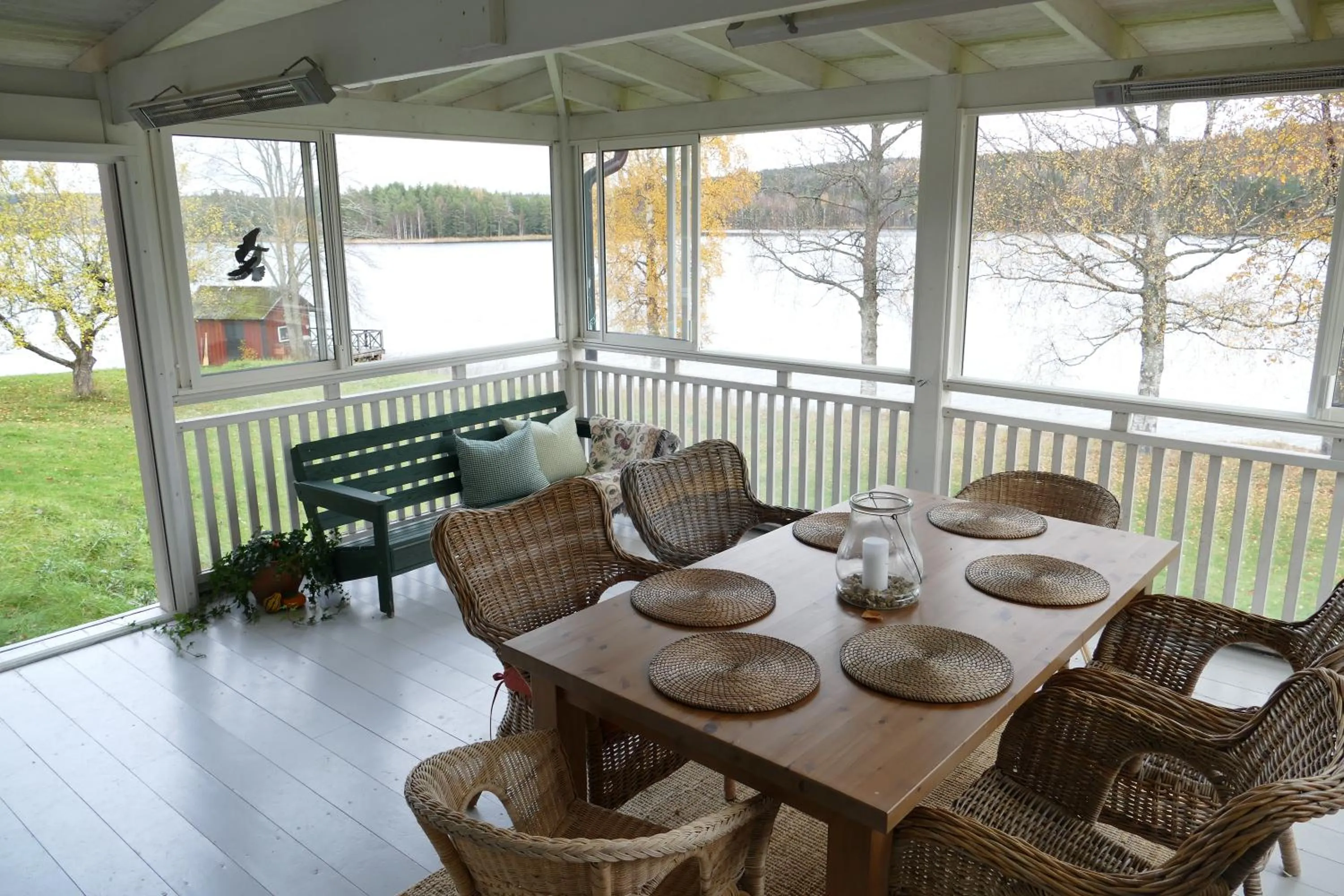 Patio in Sundets Gård - Bed & Breakfast
