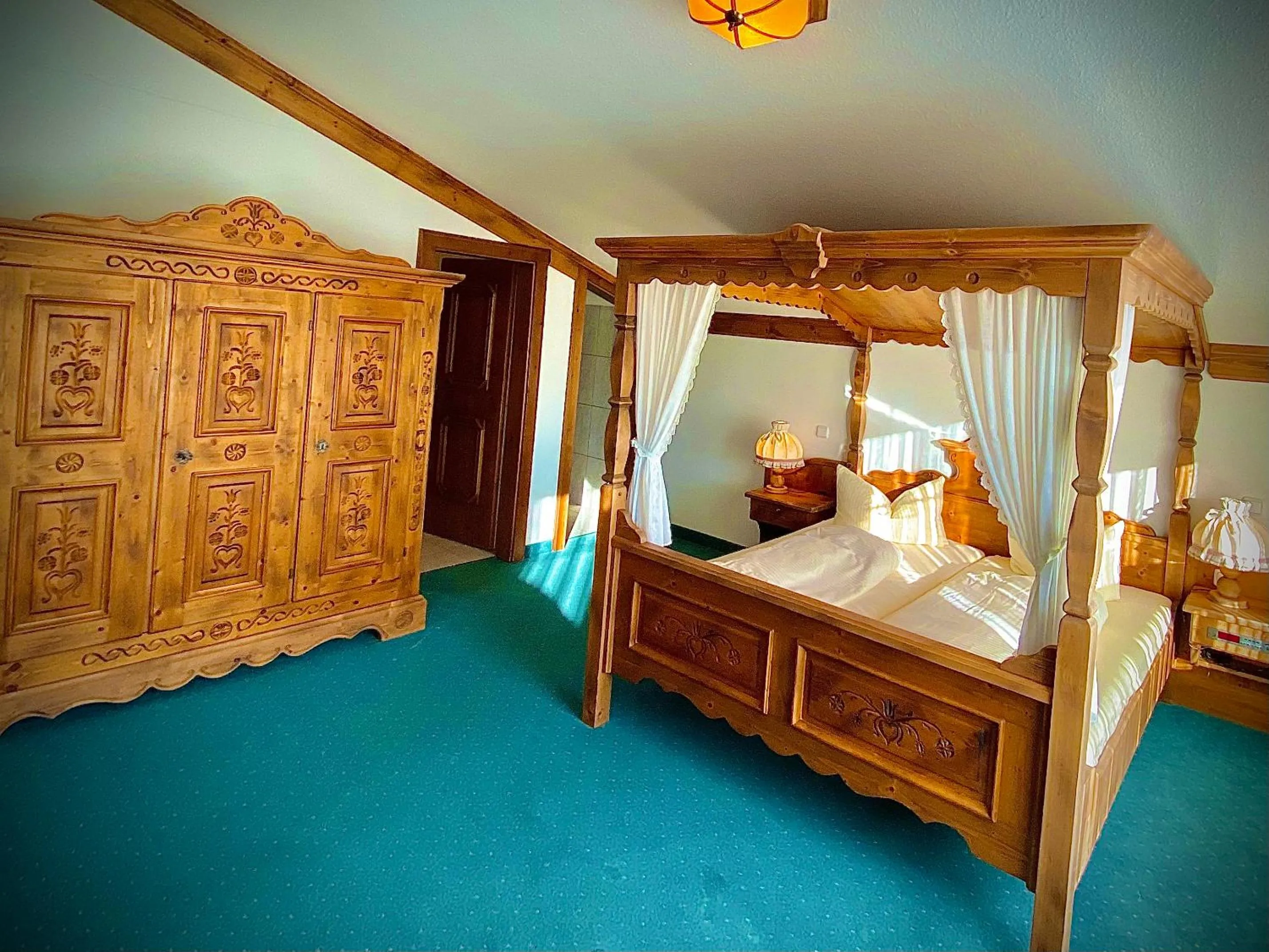 Photo of the whole room, Bed in Meister BÄR HOTEL Frankenwald