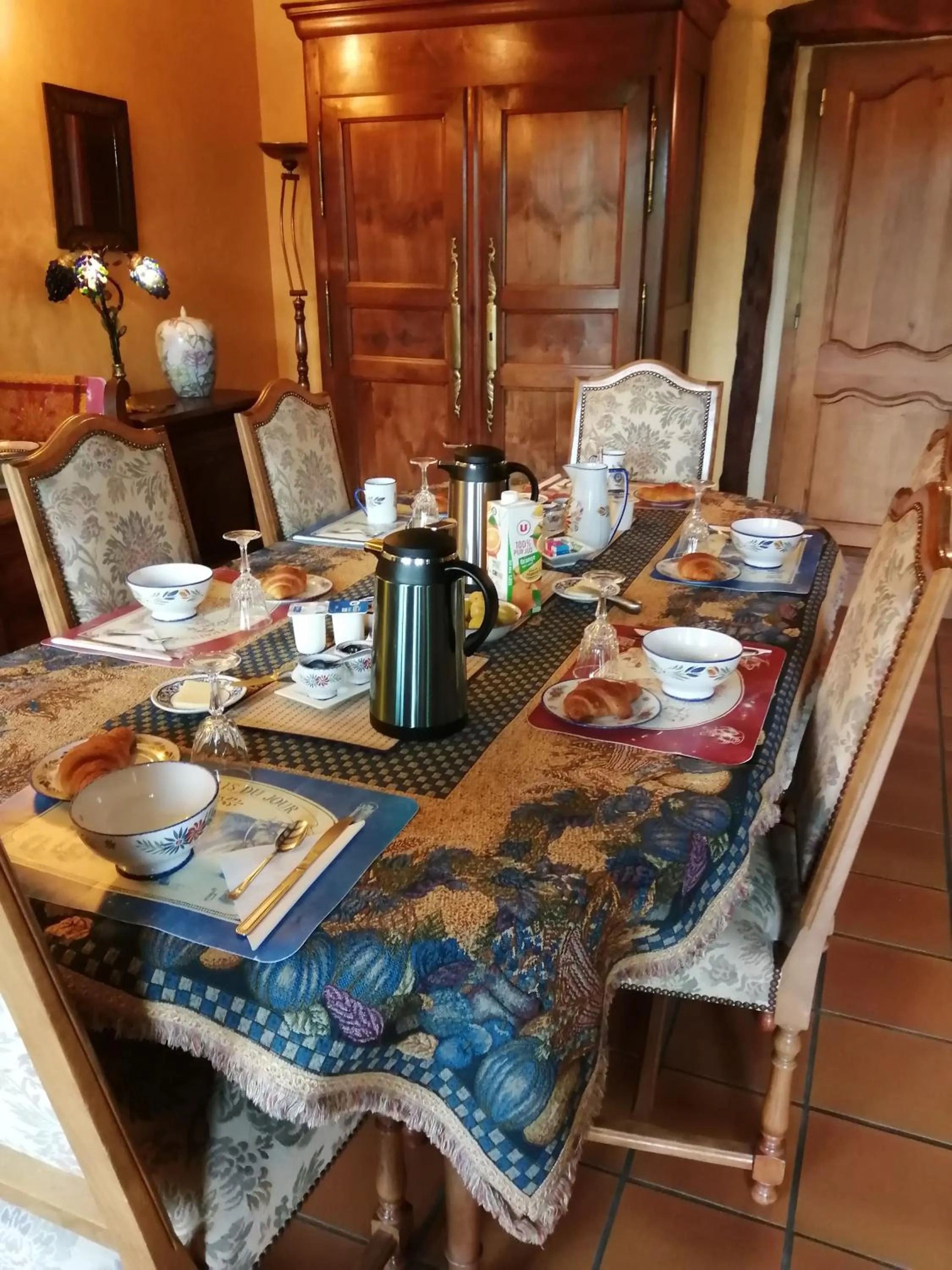Coffee/tea facilities in Les Petites Chapelles