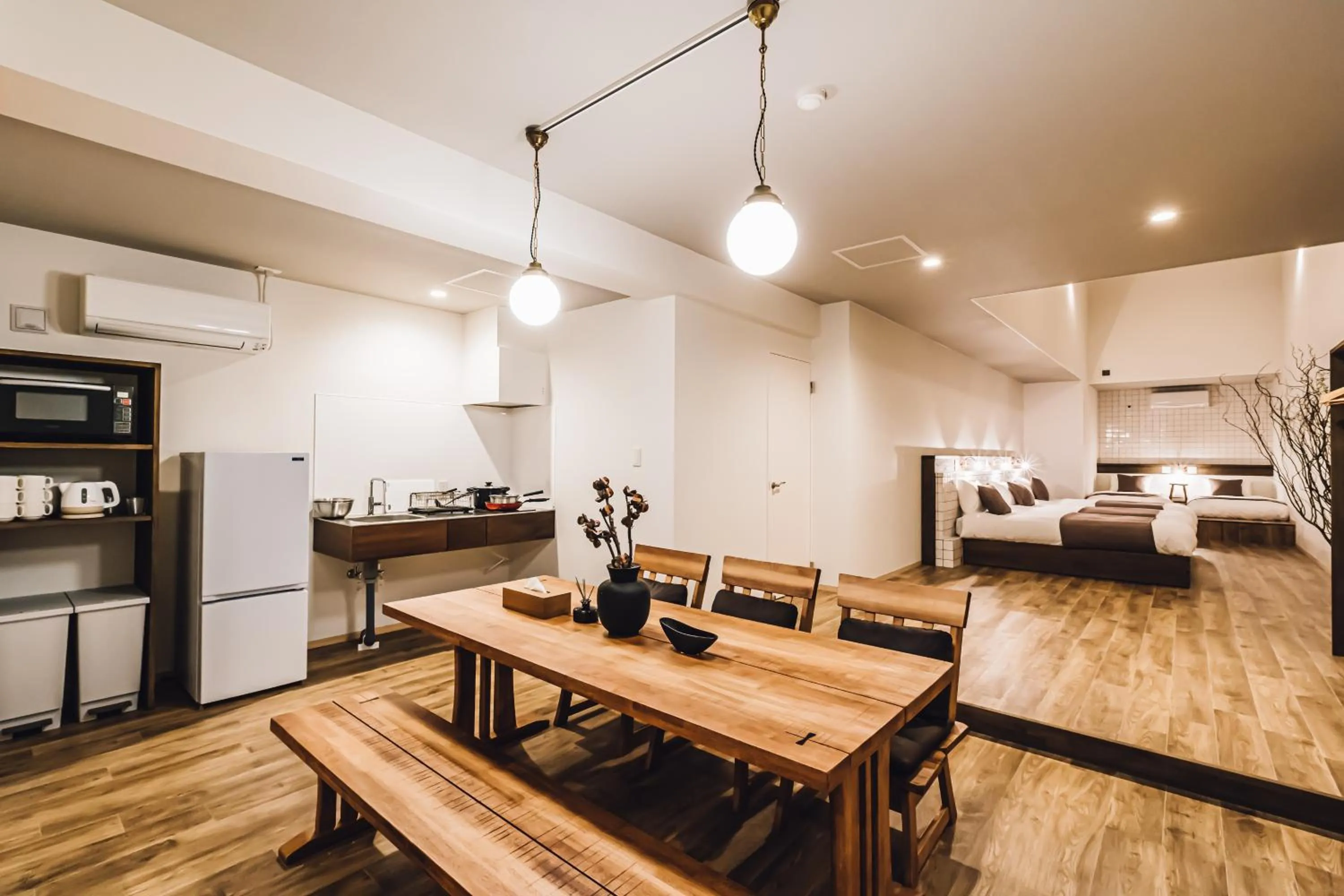 Dining area, Bed in Yamahana Onsen Tonden Japanese Inn