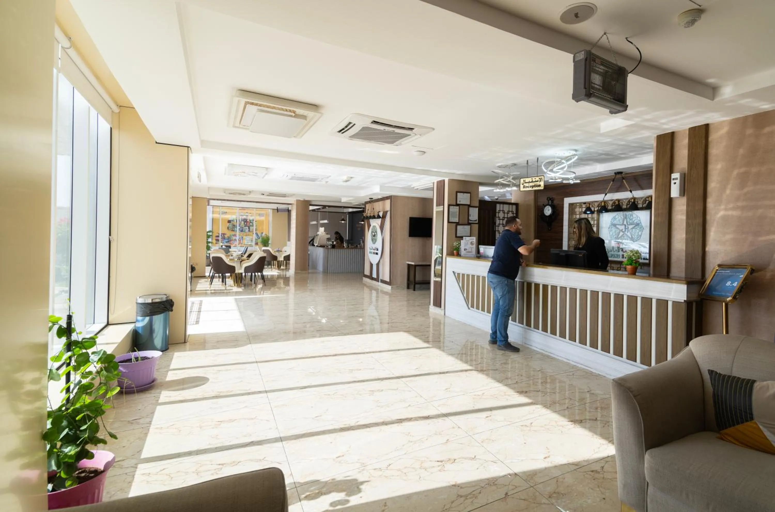Lobby or reception in Diamond Star Hotel فندق النجمة الماسية