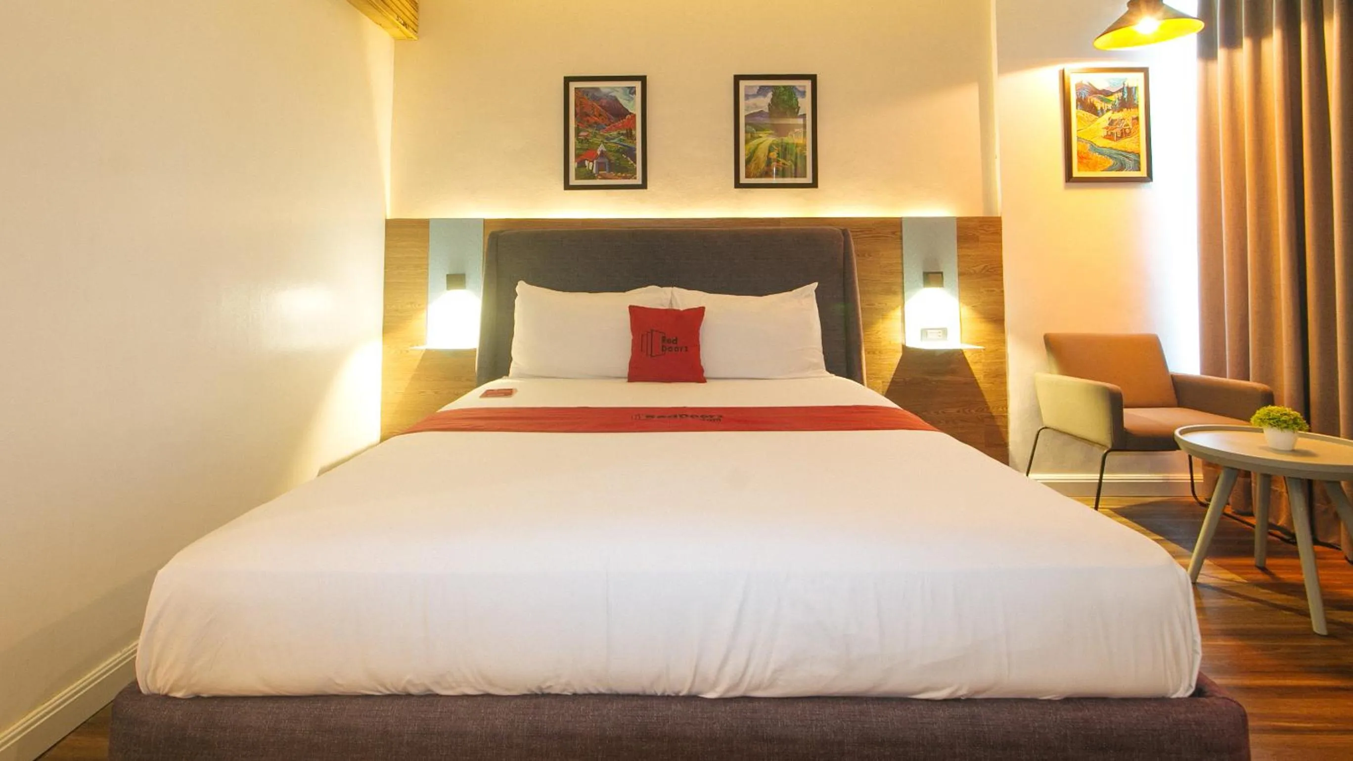 Photo of the whole room, Bed in RedDoorz at Anton's Loft Designer Resort Pansol Calamba Laguna