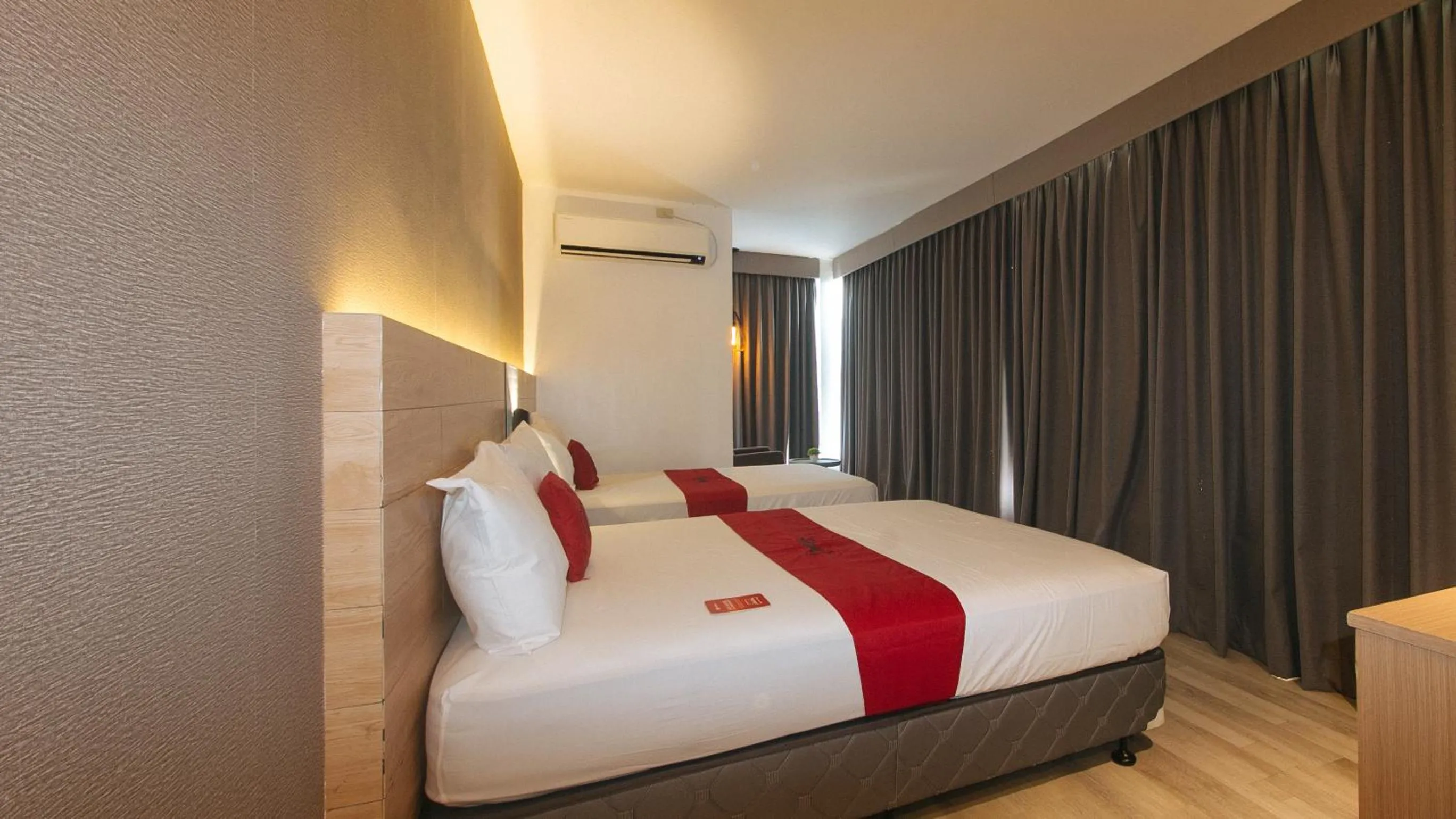 Photo of the whole room, Bed in RedDoorz at Anton's Loft Designer Resort Pansol Calamba Laguna