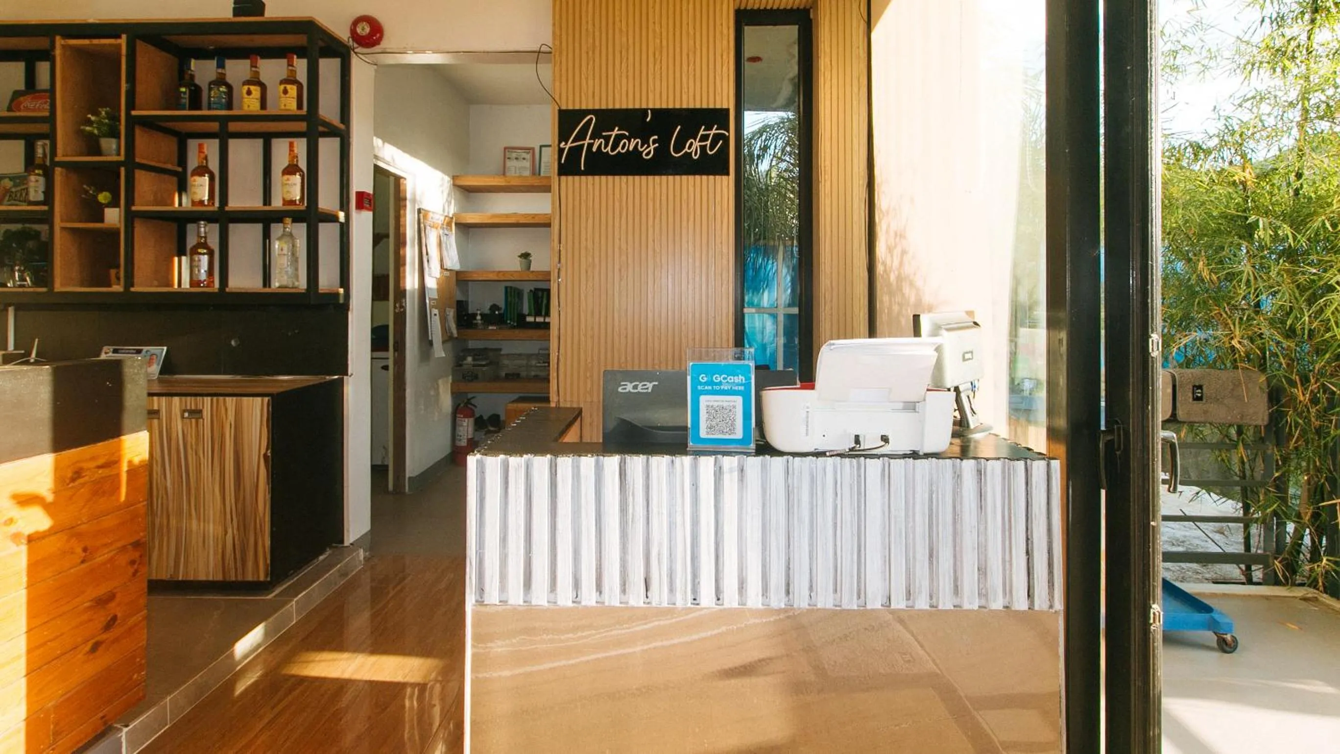 Lobby or reception in RedDoorz at Anton's Loft Designer Resort Pansol Calamba Laguna