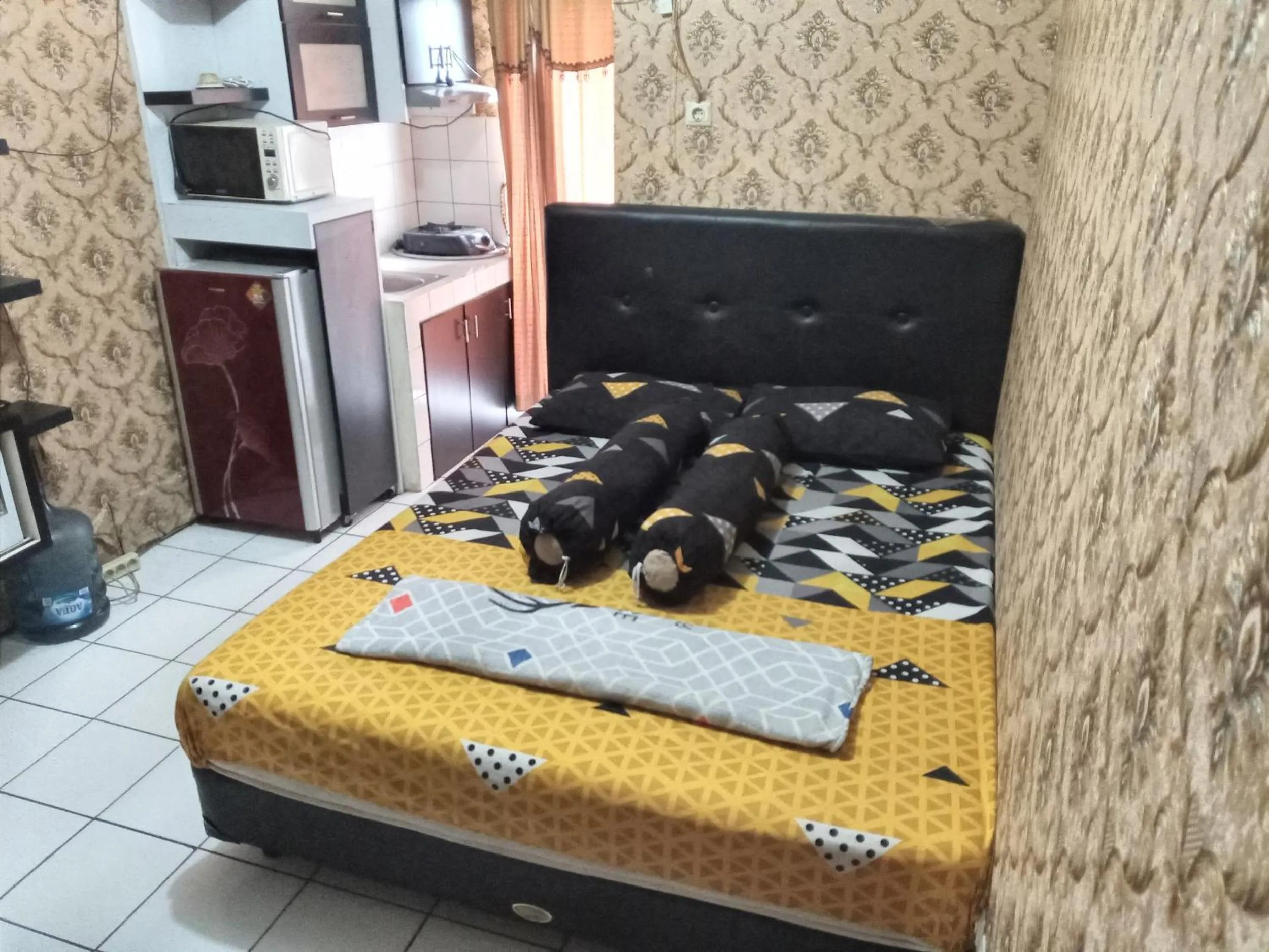 Bed in Adhigana Property Kemang View