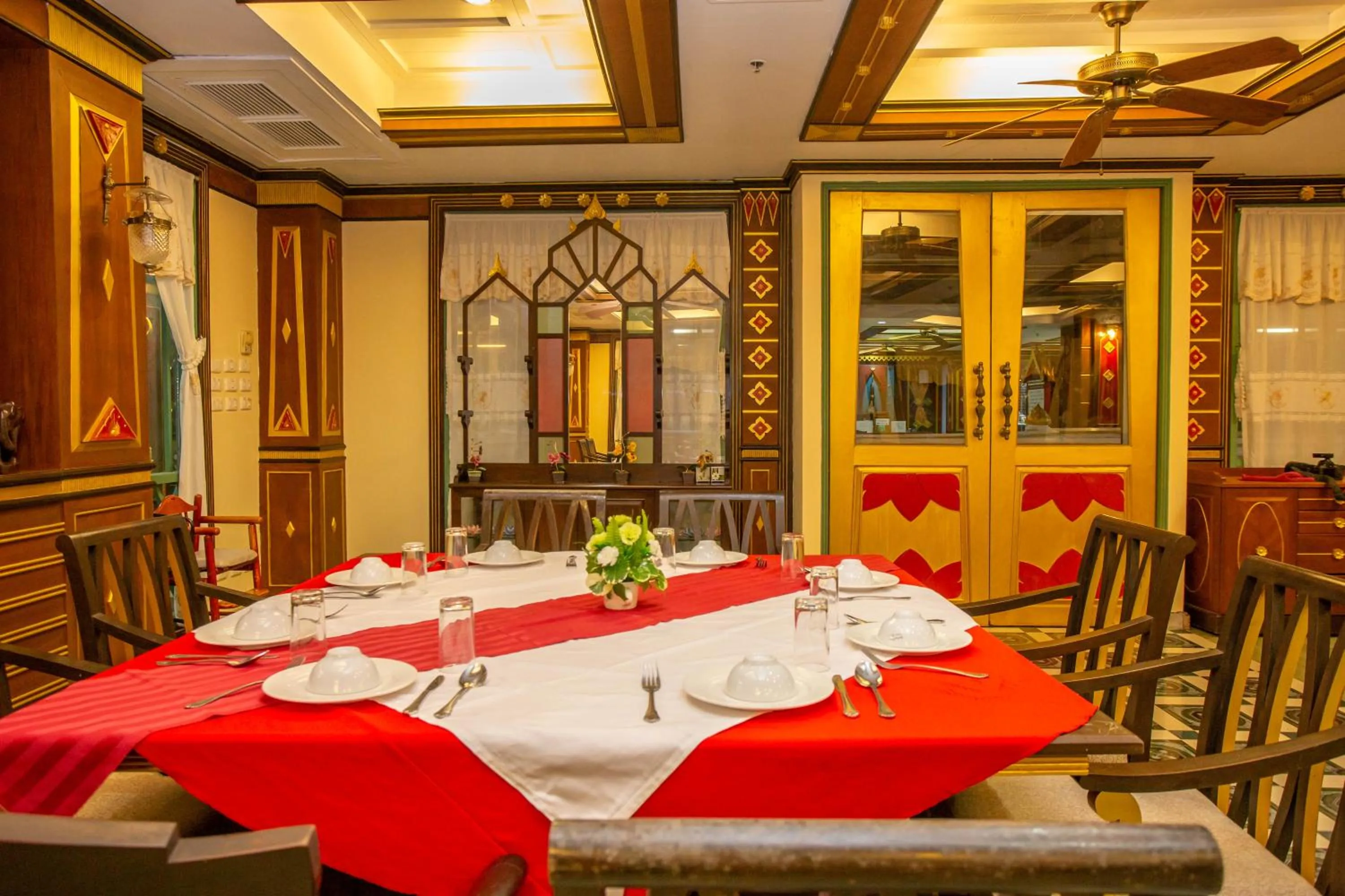 Restaurant/places to eat in Krabi Nature Beach Resort