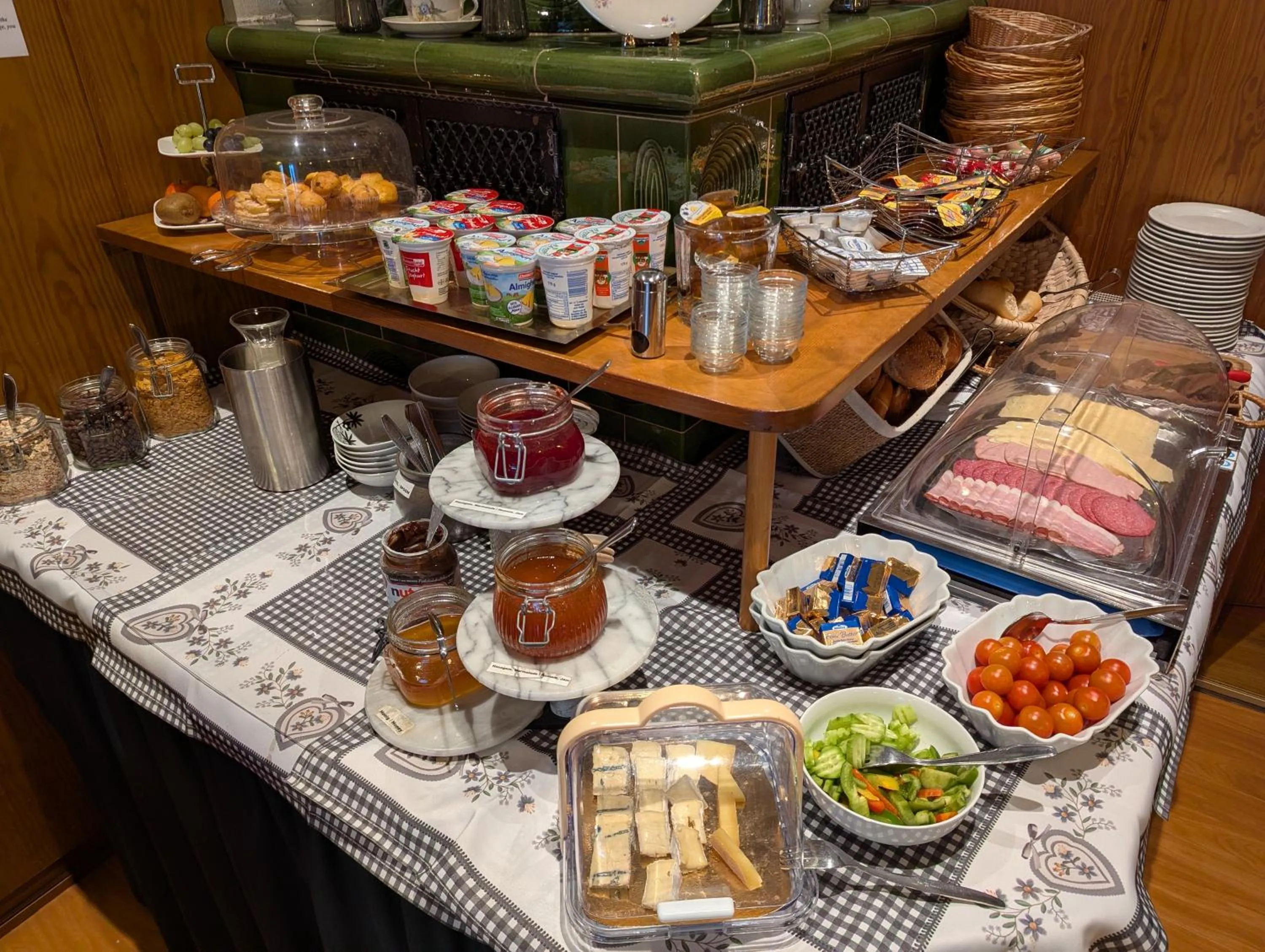 Breakfast in Hotel Gasthof Zum Löwen