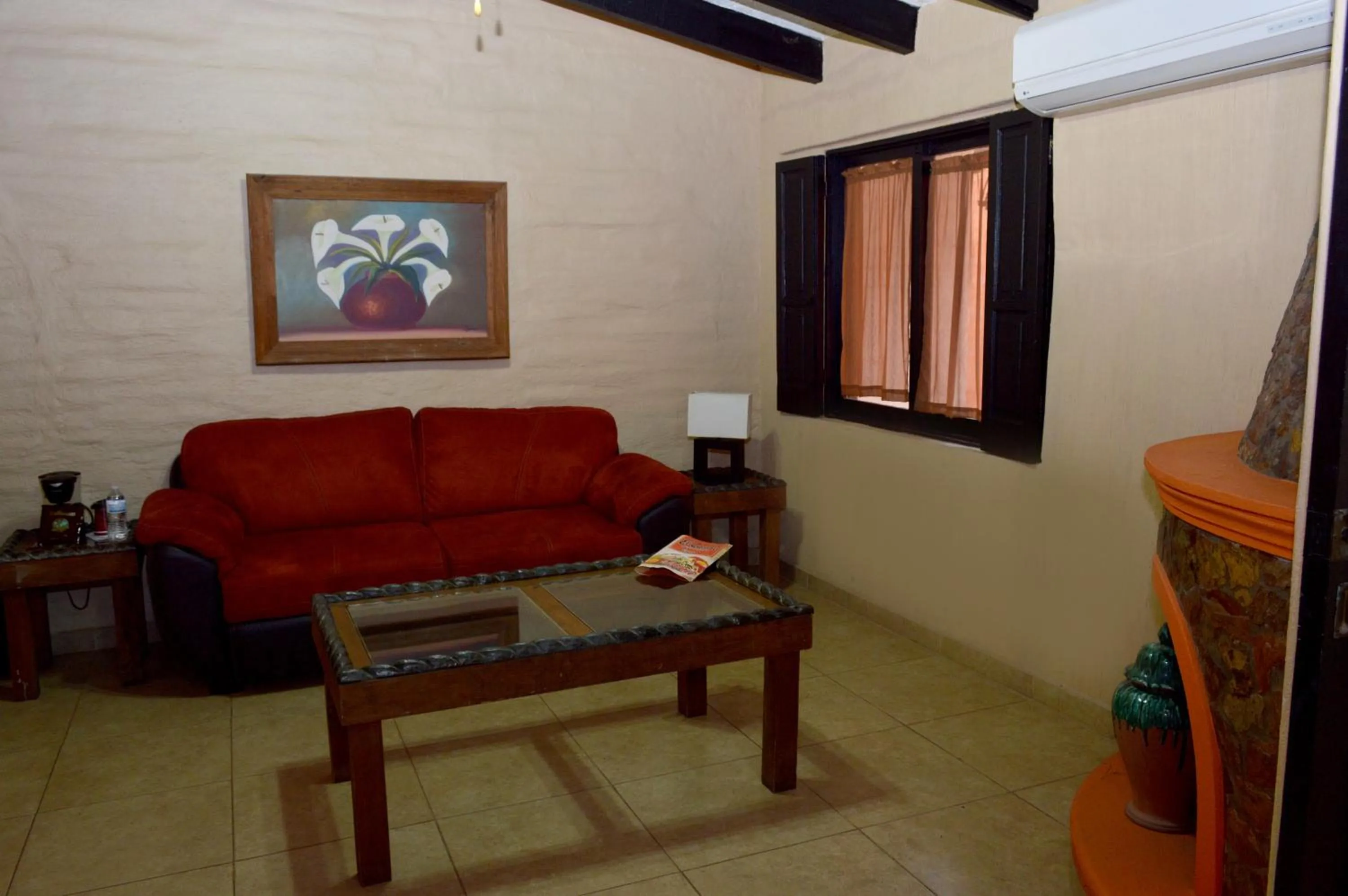 Living room in Hotel El Rancho