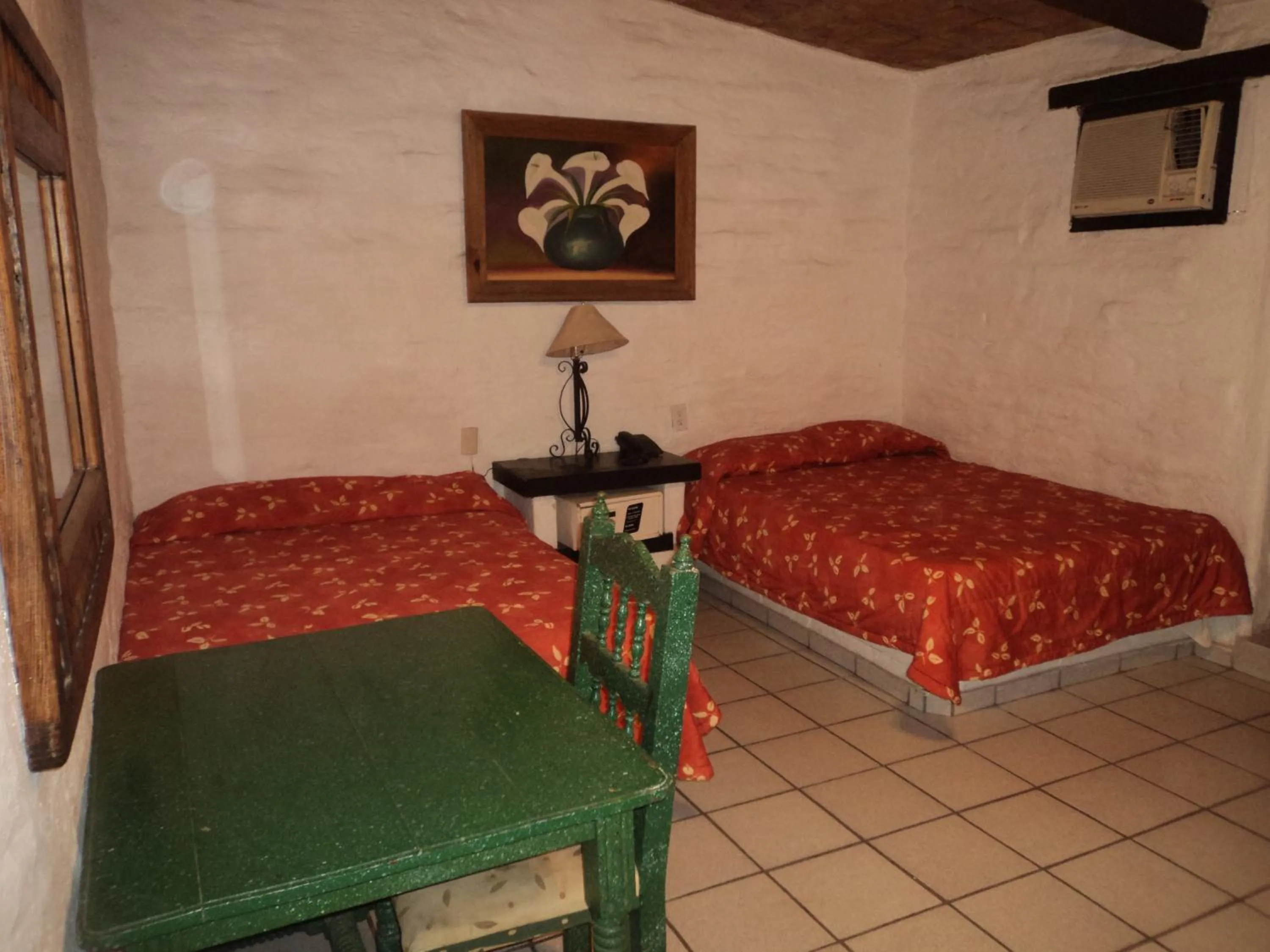 Decorative detail in Hotel El Rancho