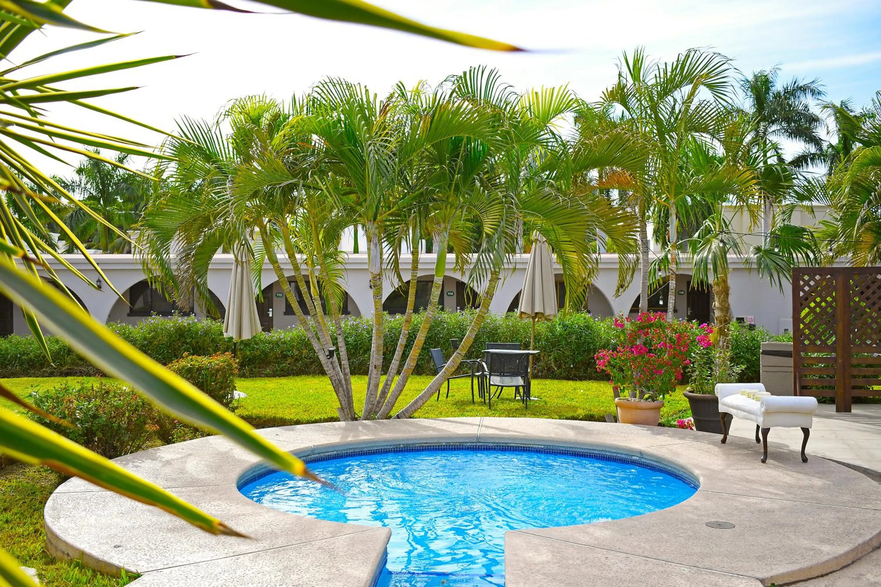 Swimming pool in Hotel Del Rio