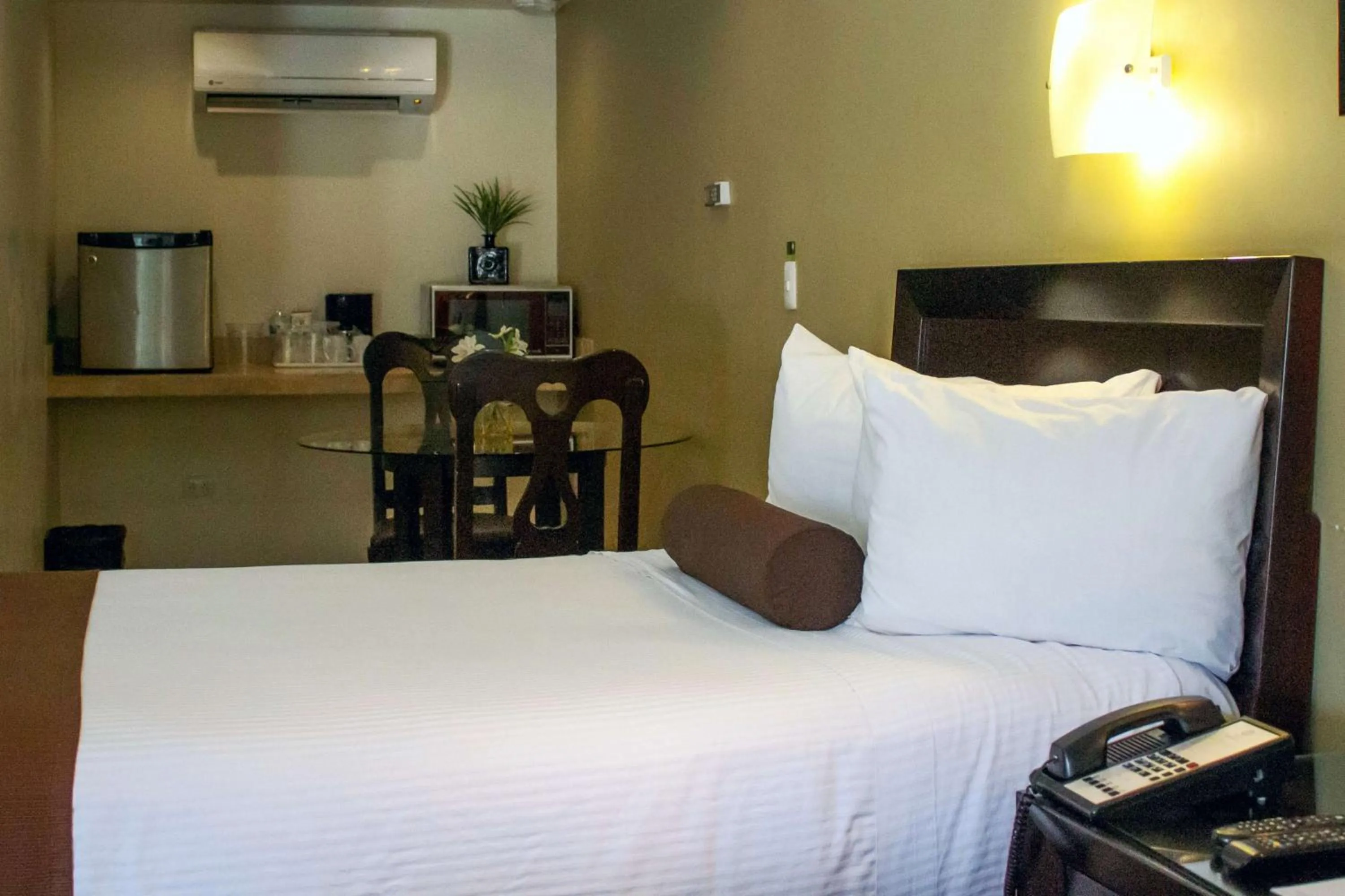 Photo of the whole room, Bed in Hotel Del Rio