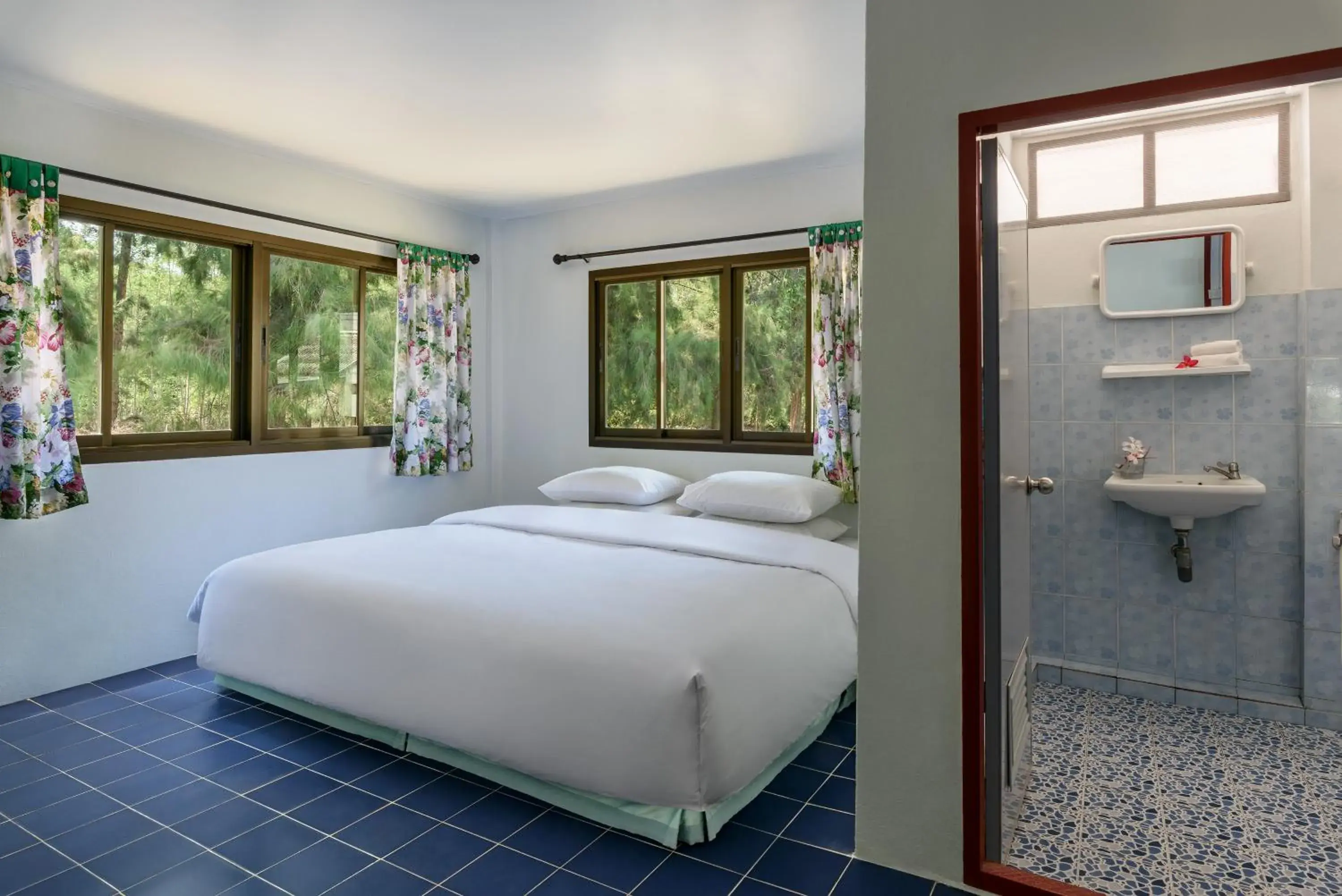 Two-Bedroom Bungalow in Seapine Beach Golf and Resort Hua Hin Two-Bedroom Bungalow in Seapine Beach Golf and Resort Hua Hin