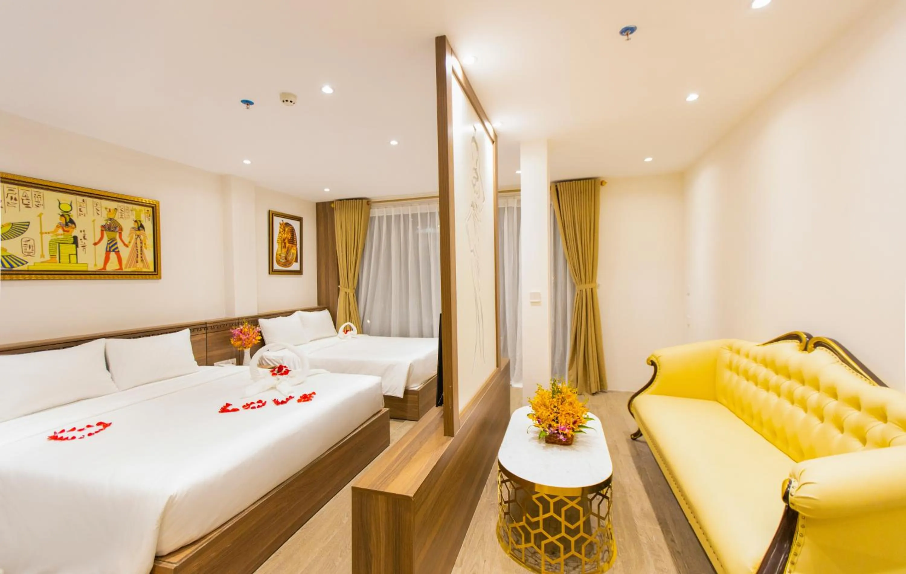 Living room, Bed in Pharaoh Boutique Hotel Danang