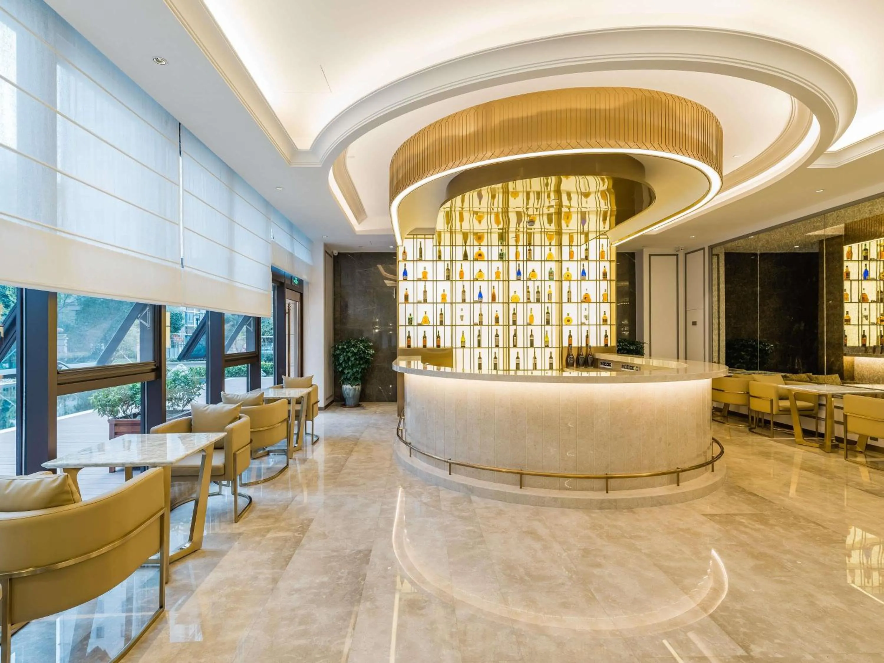 Lounge or bar in Mercure Changzhou Jintan