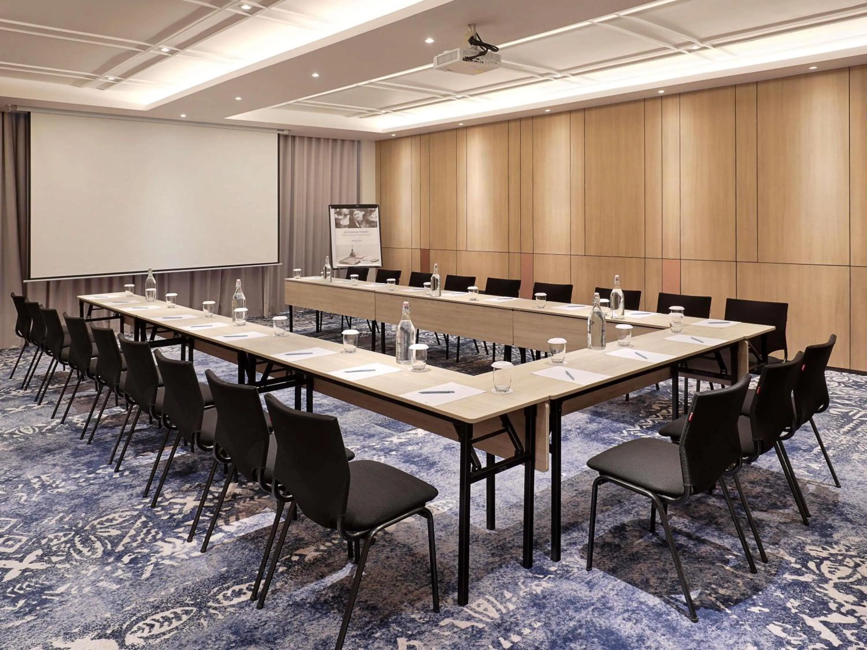 Meeting/conference room in Mercure Samarinda