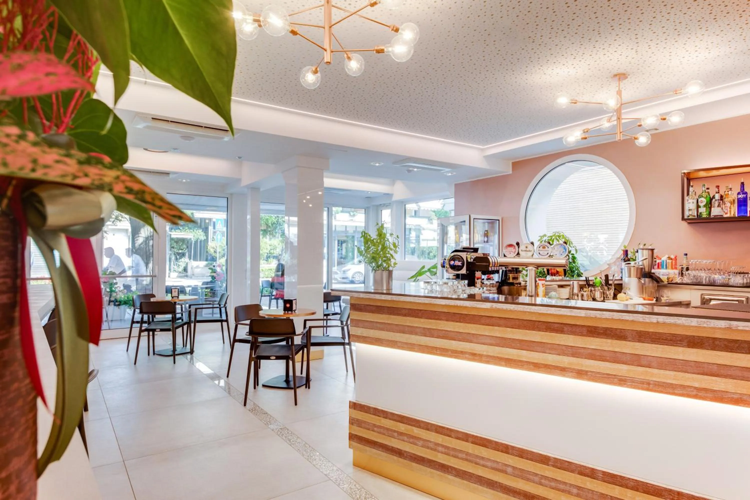 Lounge or bar in Romagna Suite Hotel