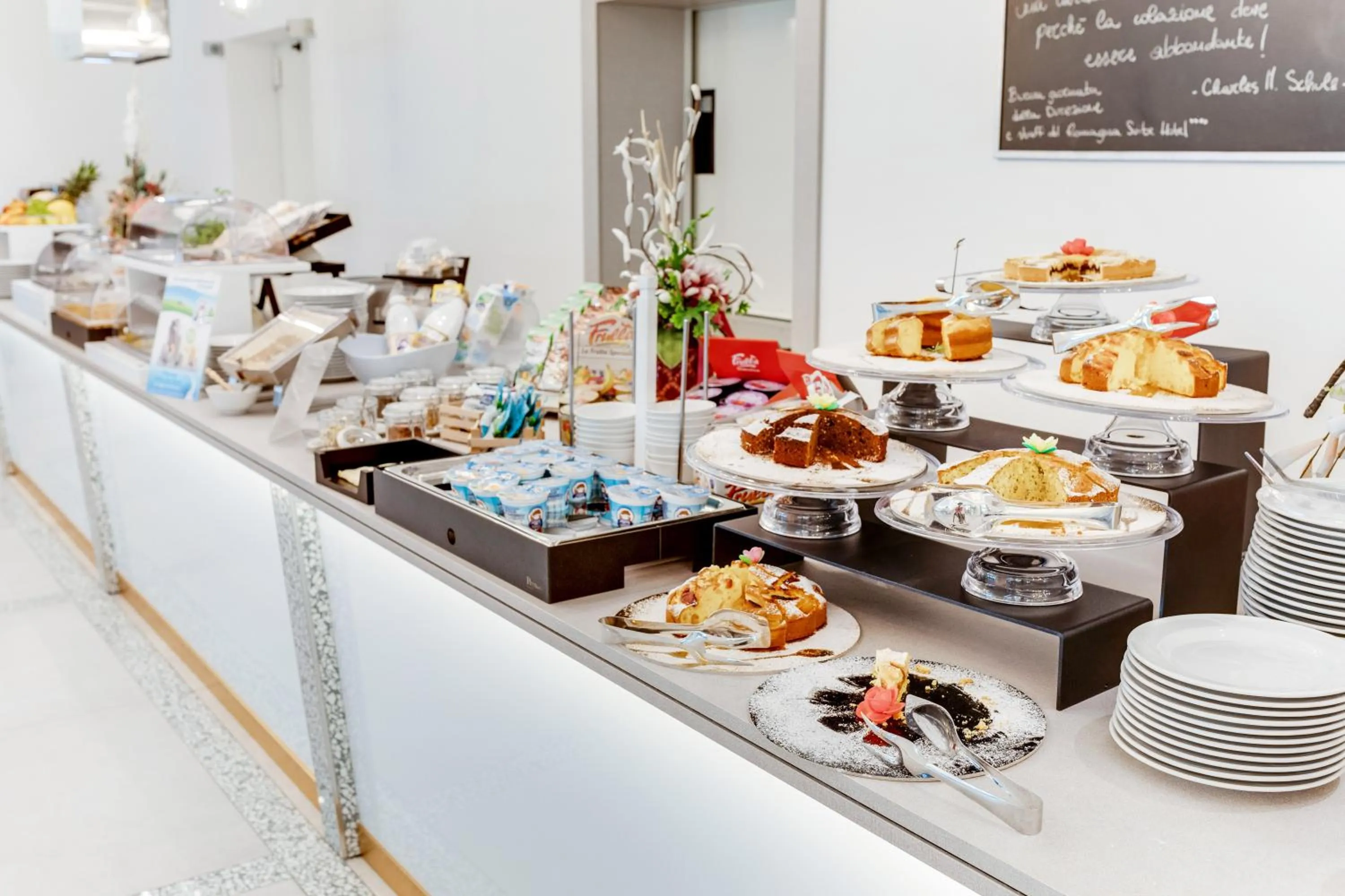 Breakfast in Romagna Suite Hotel