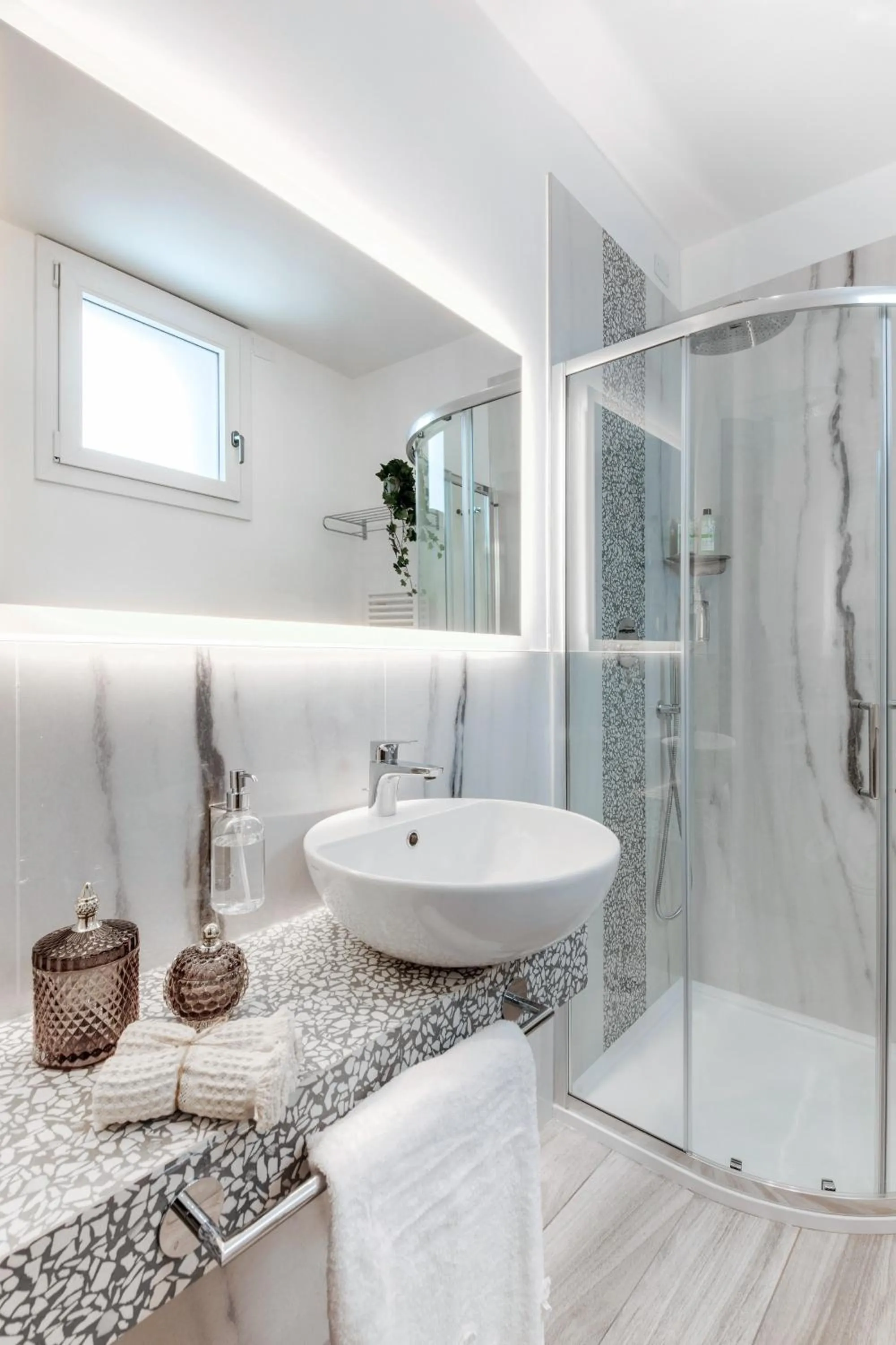 Bathroom in Romagna Suite Hotel