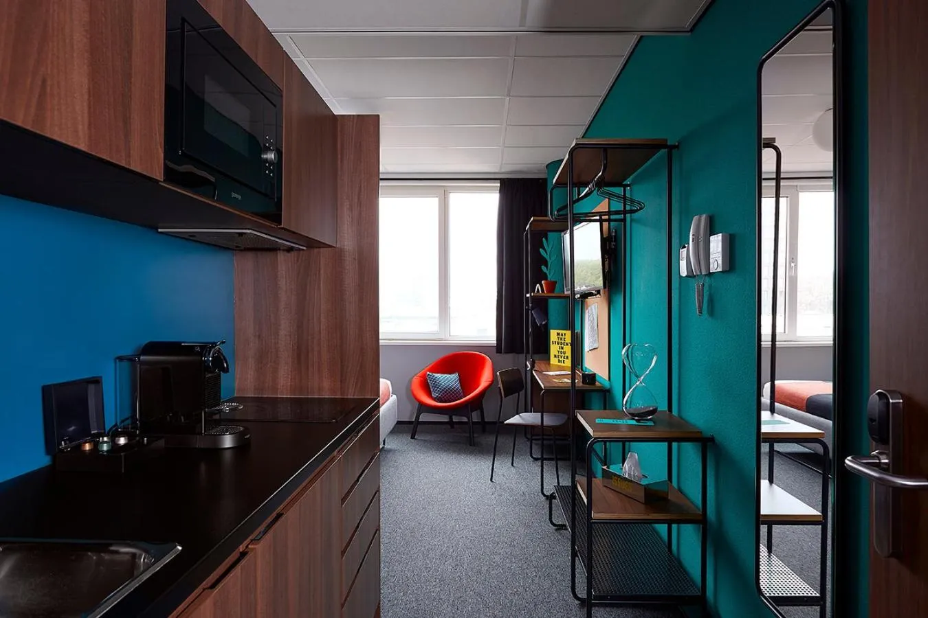 Kitchen or kitchenette in The Social Hub Amsterdam West 4 star