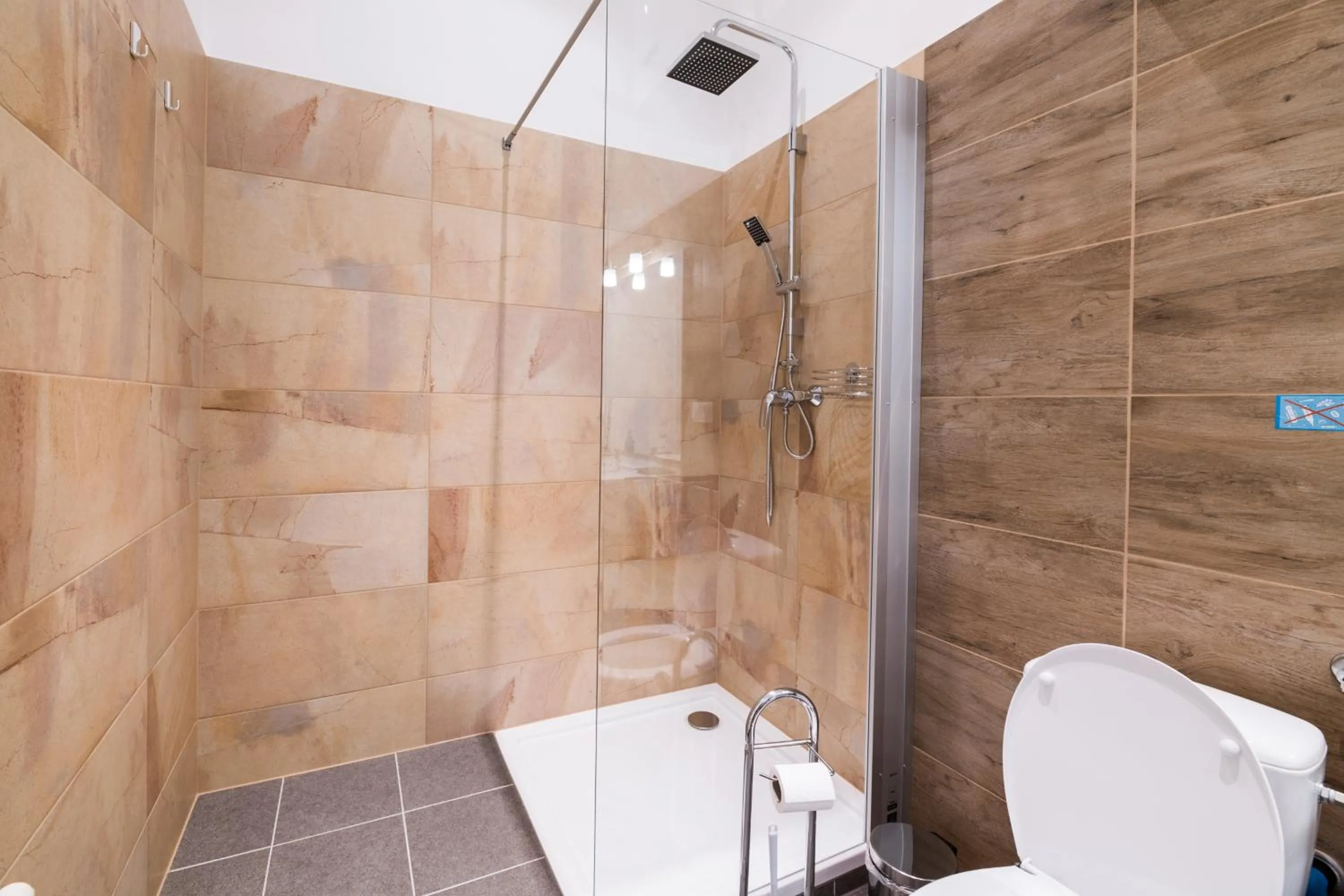 Shower in Vienna Boutique - Premium Hostel