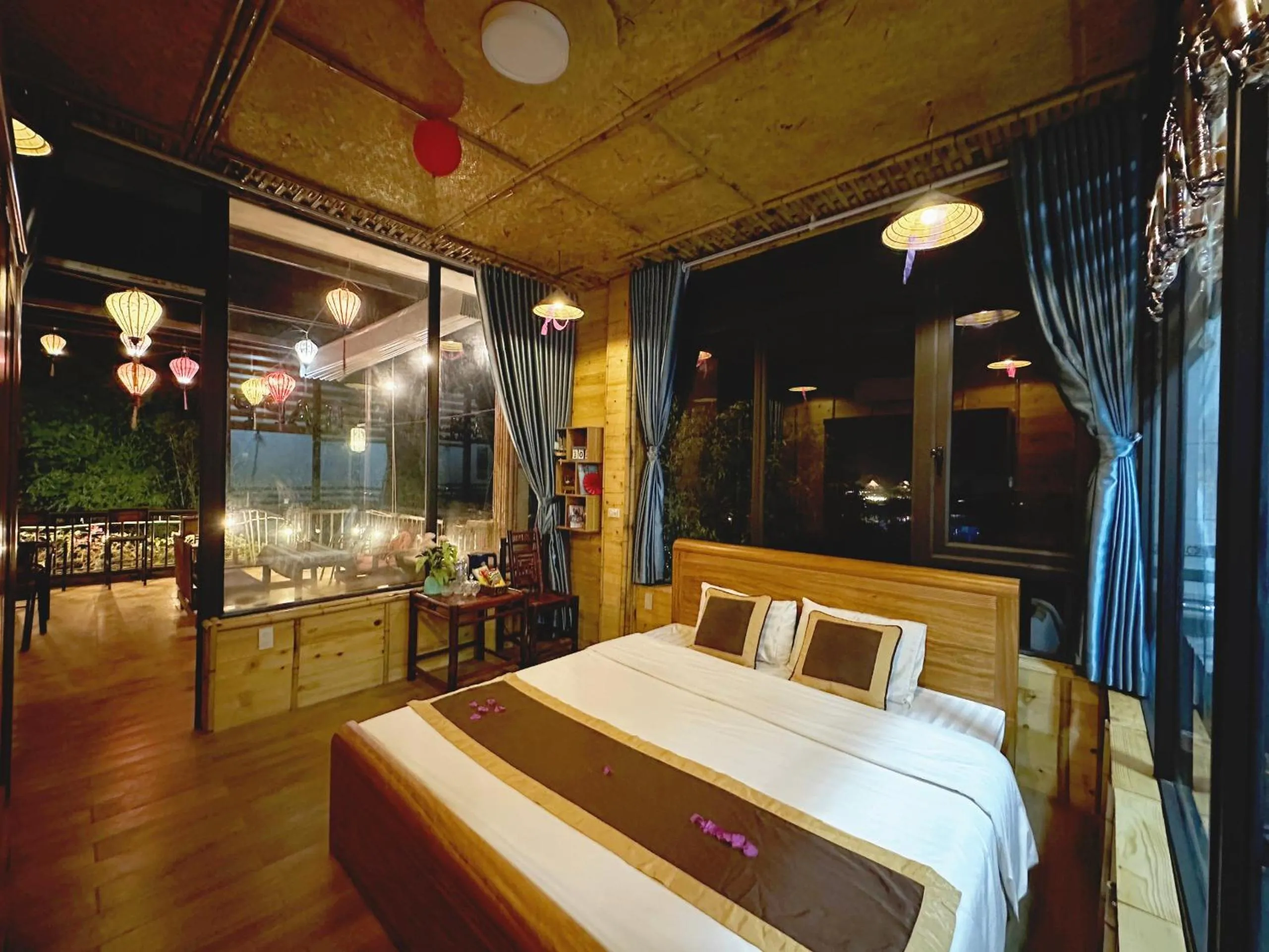 Bed in Trang An Moon Garden Homestay